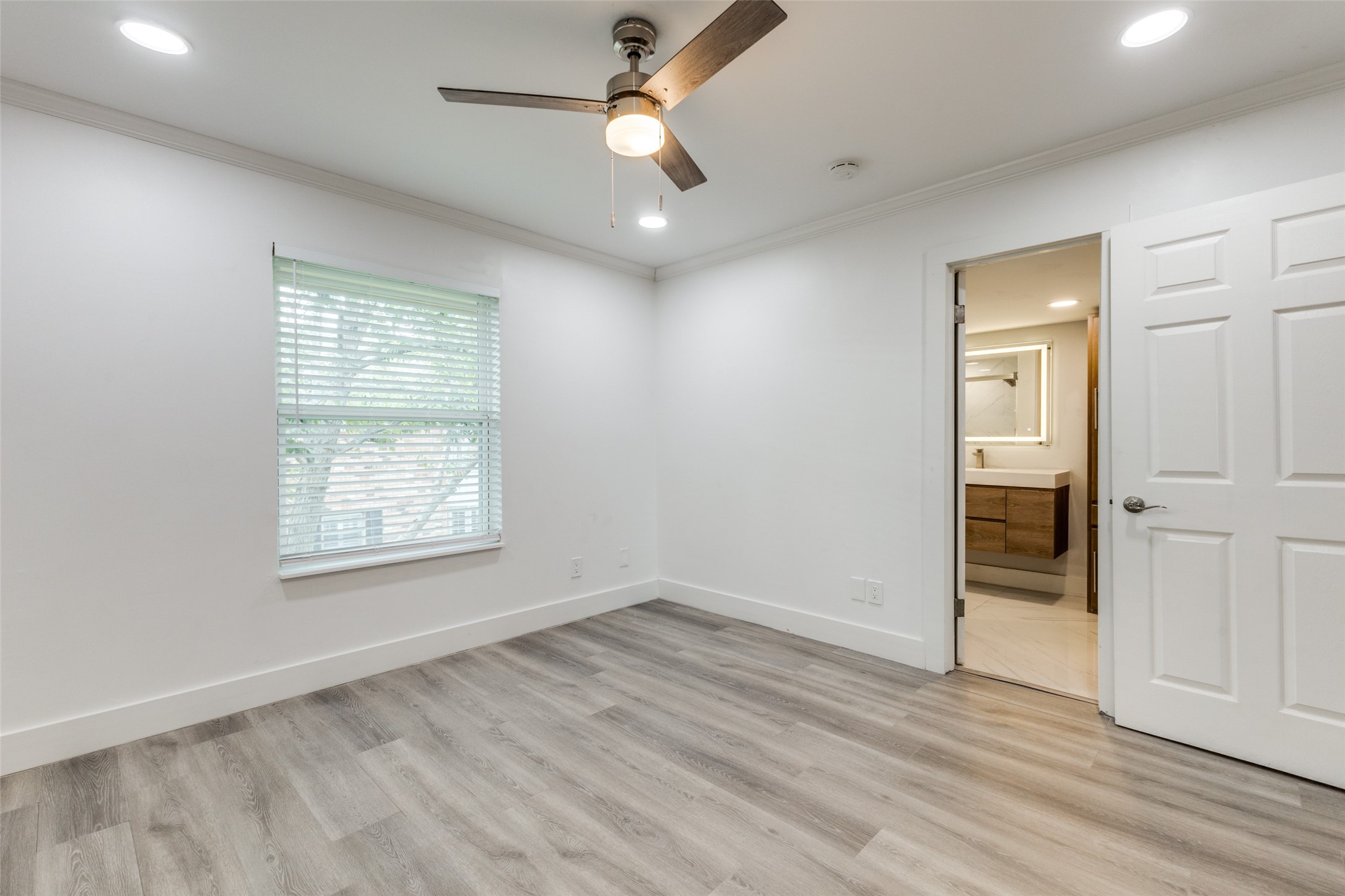 5825 E University Boulevard D