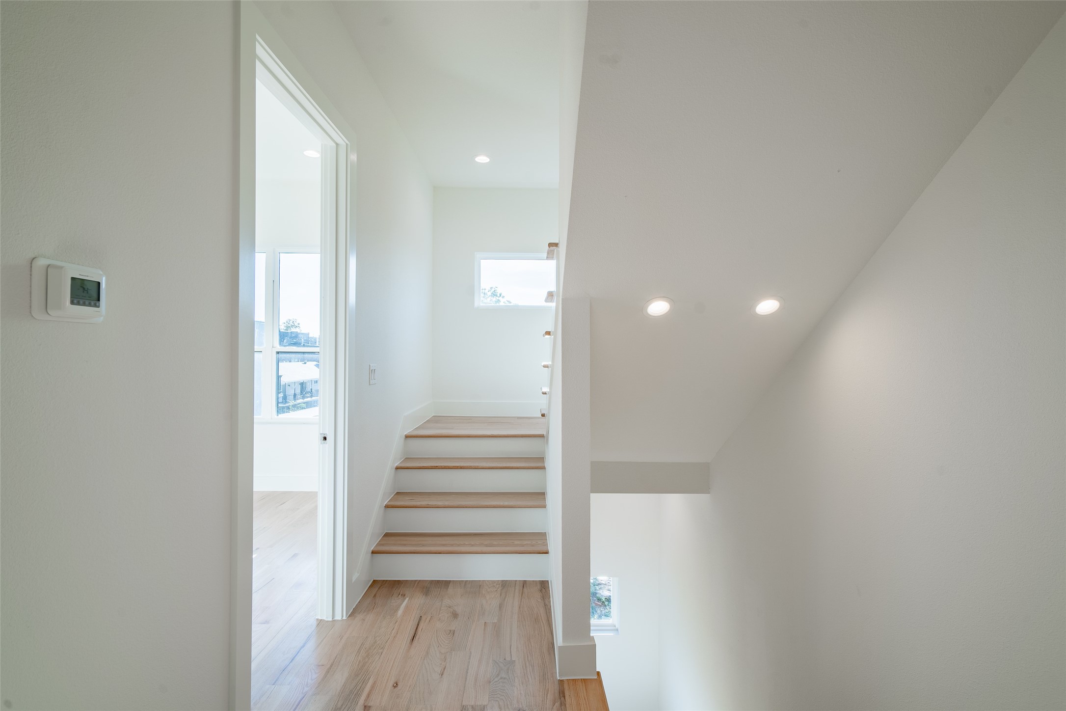 1921 N Prairie Avenue 104