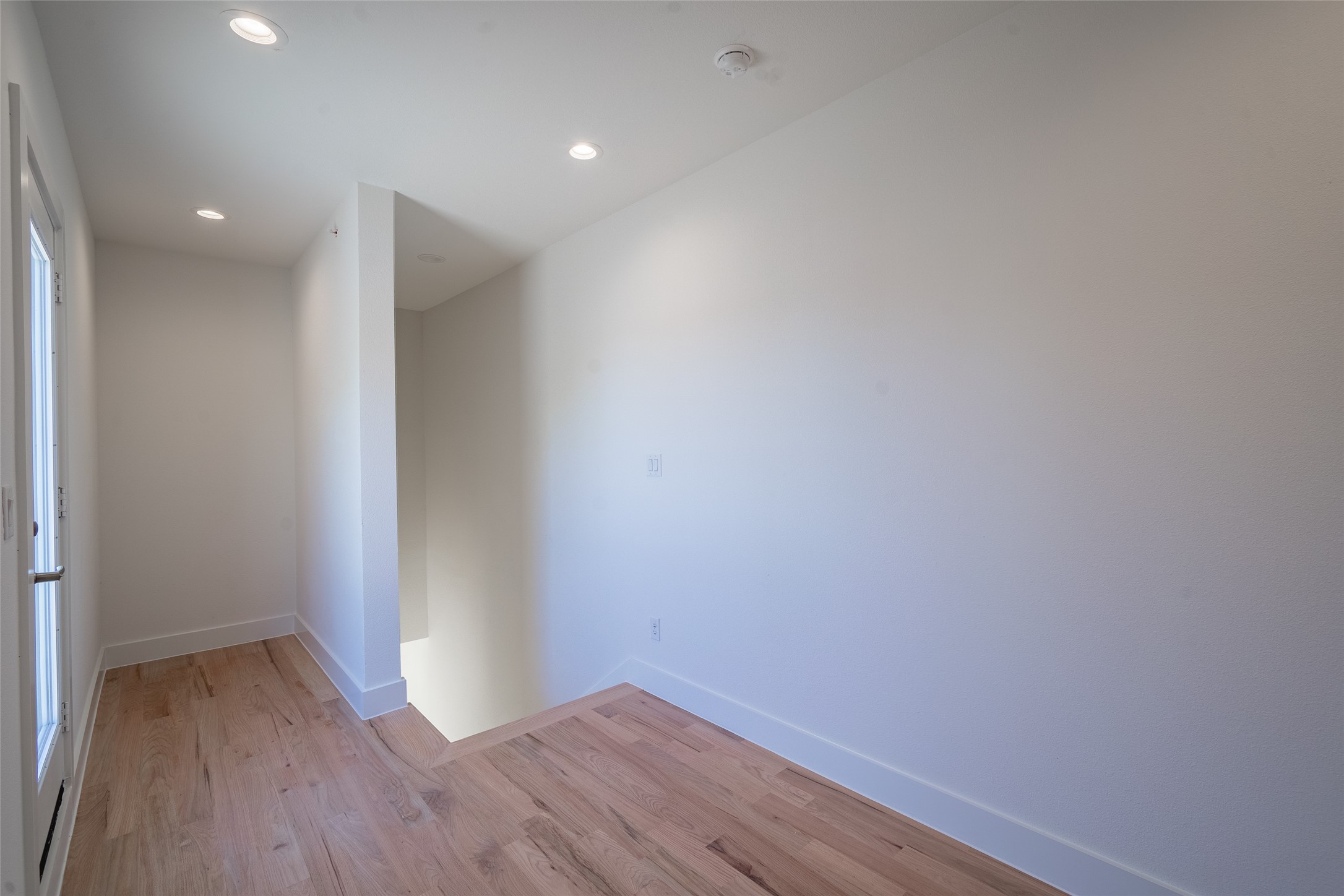 1921 N Prairie Avenue 104