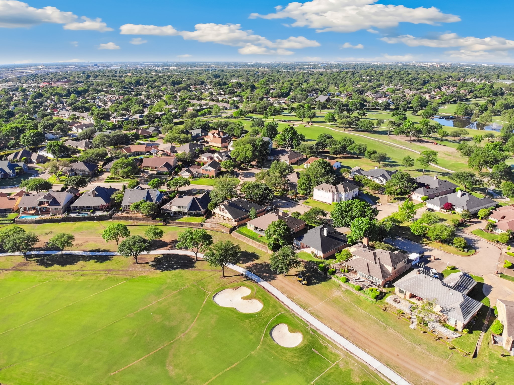 3919 Fairlakes Drive