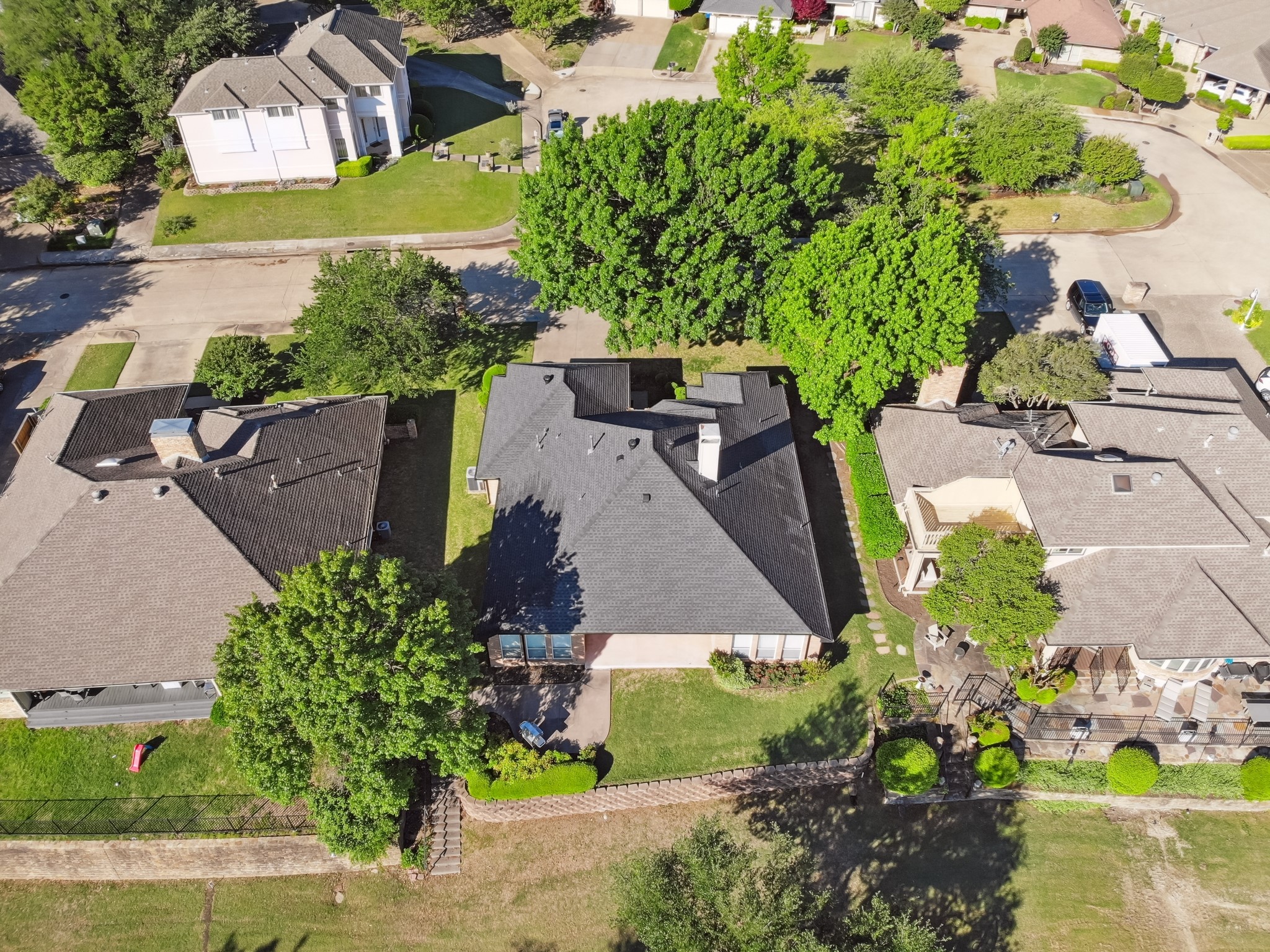 3919 Fairlakes Drive