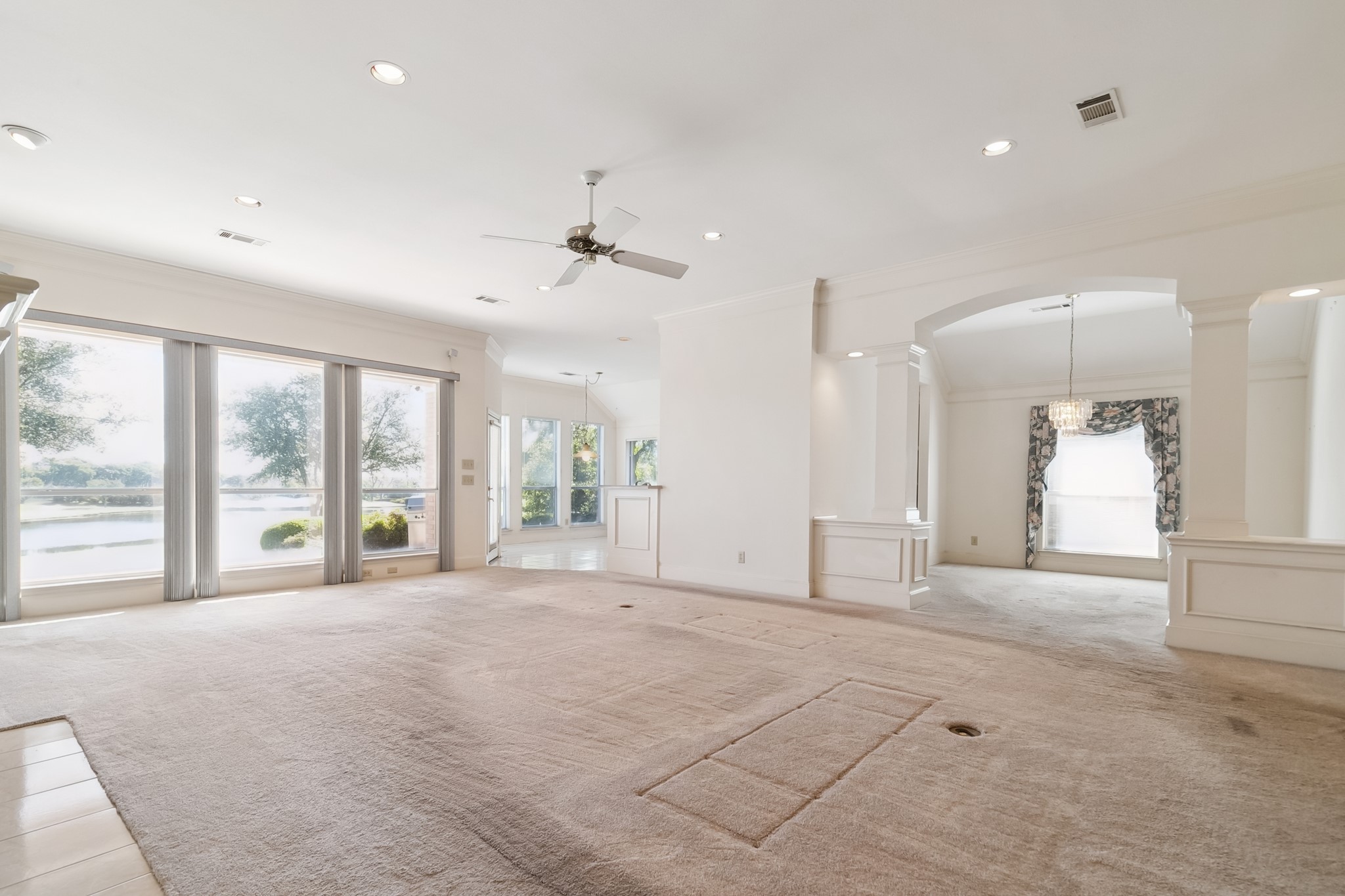 3919 Fairlakes Drive