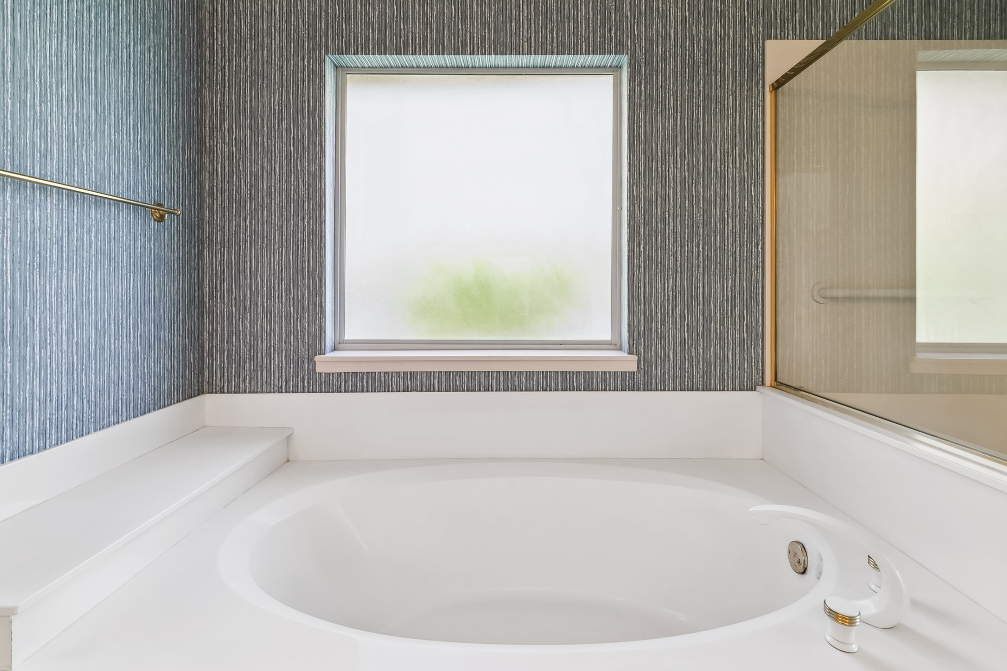 3919 Fairlakes Drive