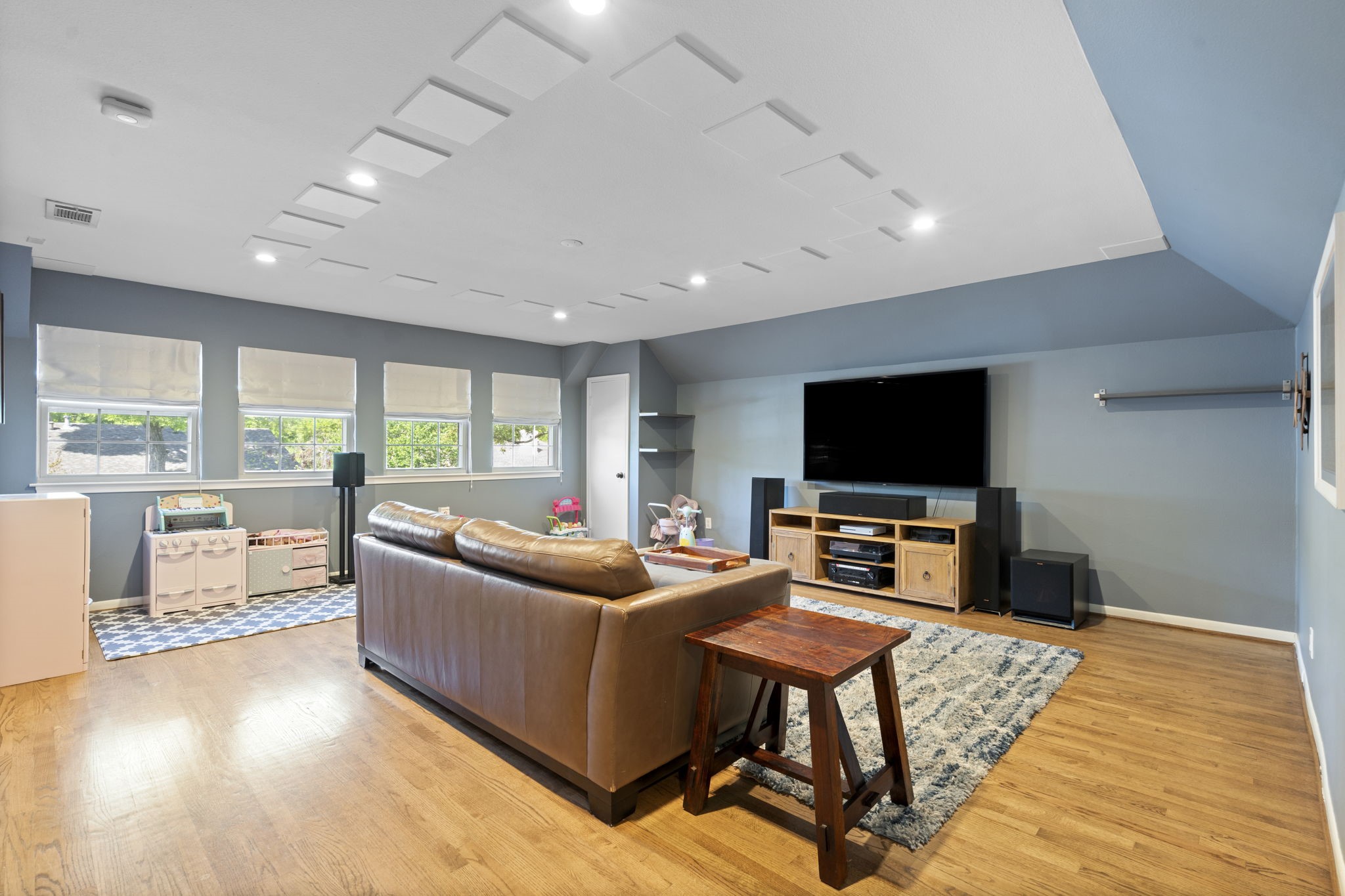 1405 Foxgrove Circle