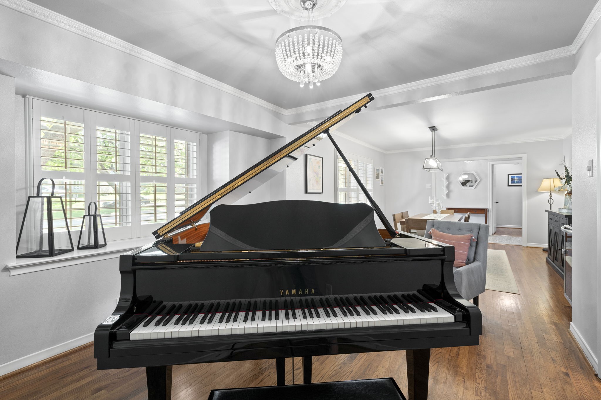 1405 Foxgrove Circle