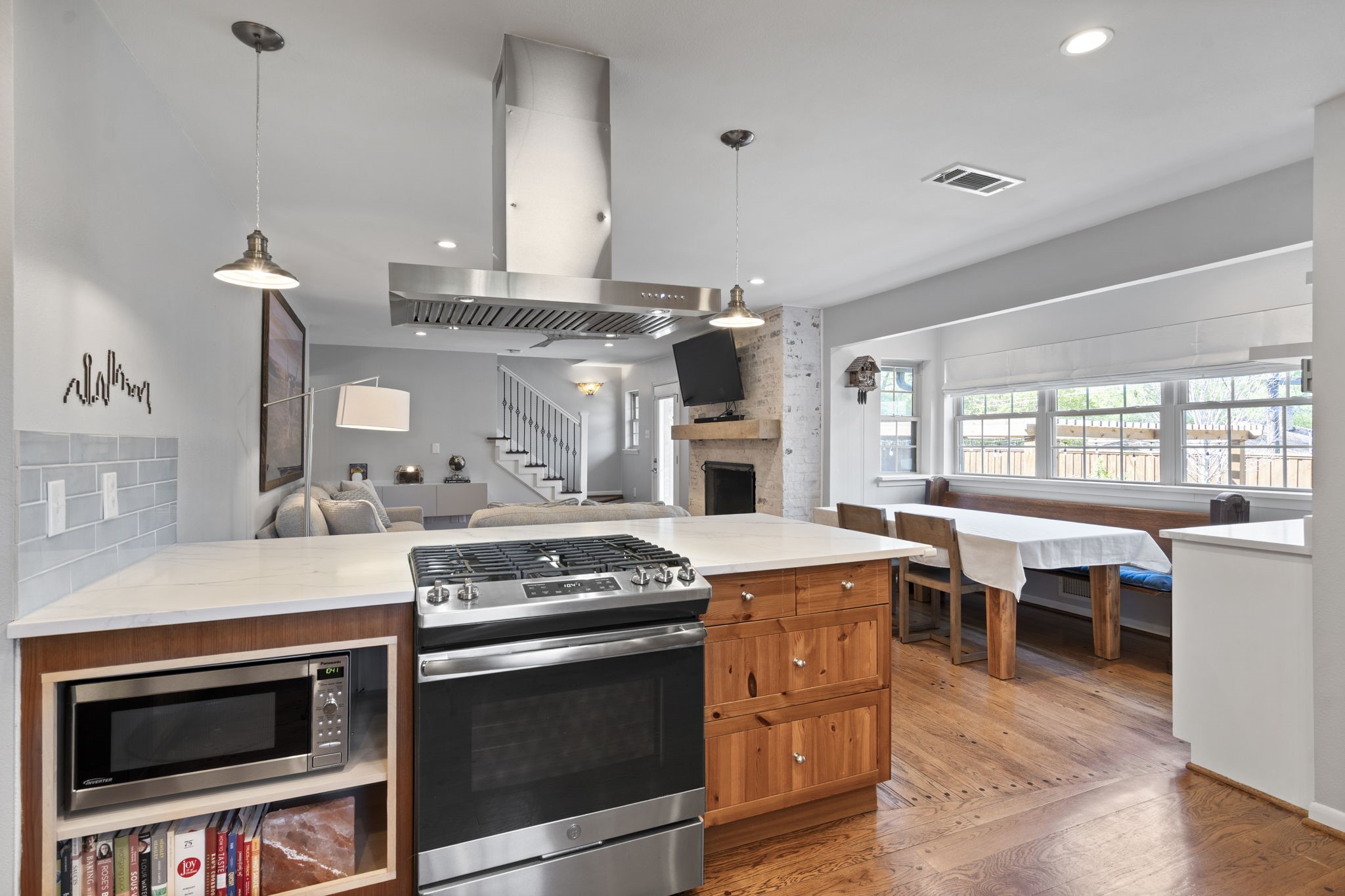 1405 Foxgrove Circle