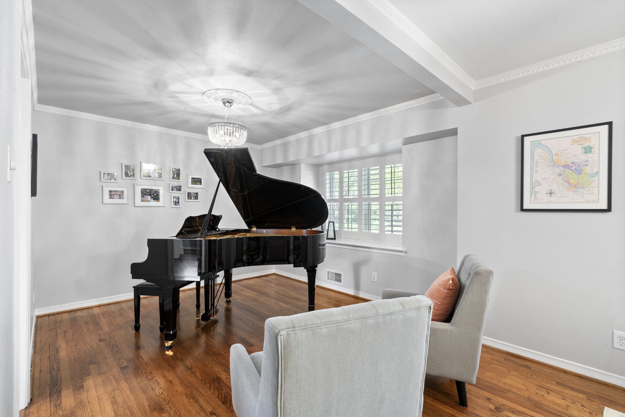 1405 Foxgrove Circle