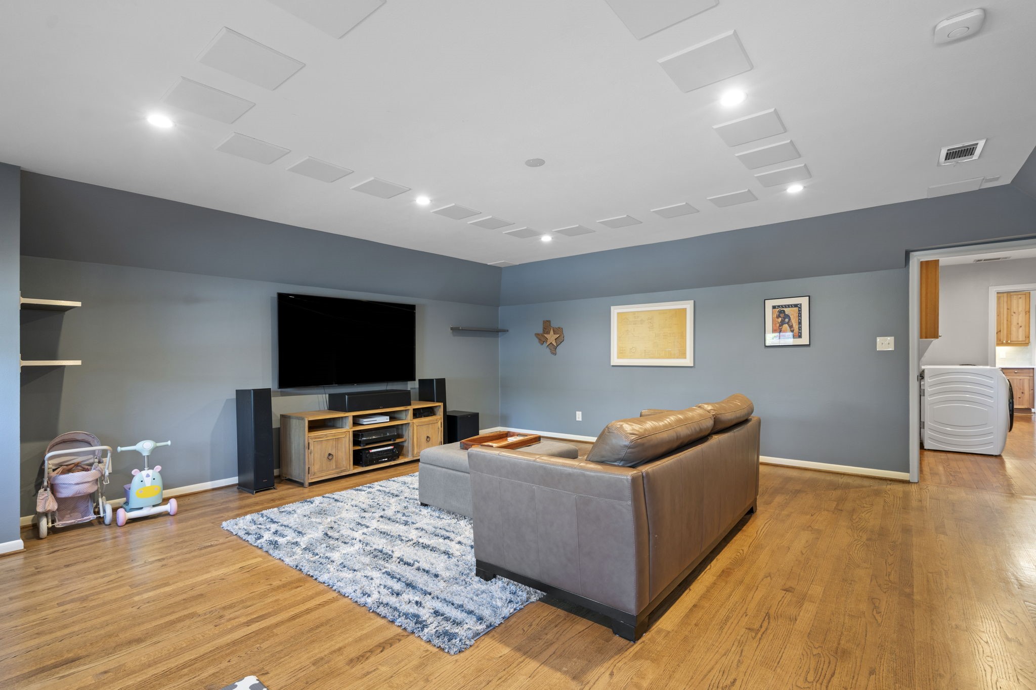 1405 Foxgrove Circle