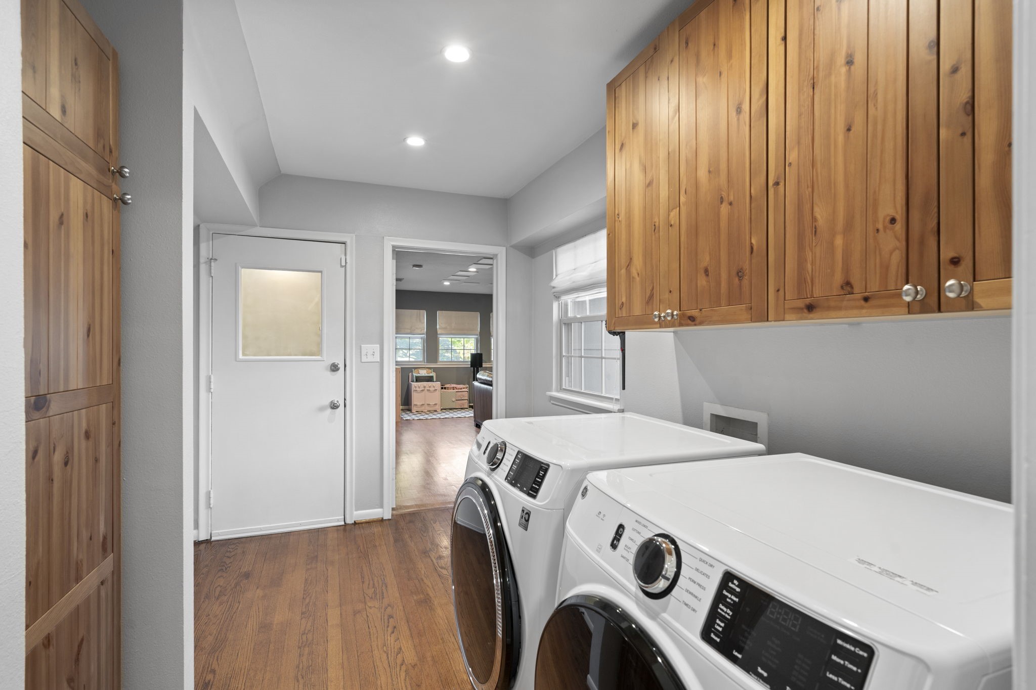 1405 Foxgrove Circle