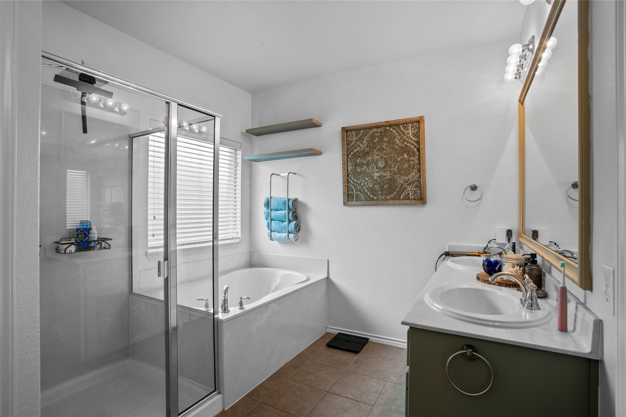 10917 Emerald Park Lane