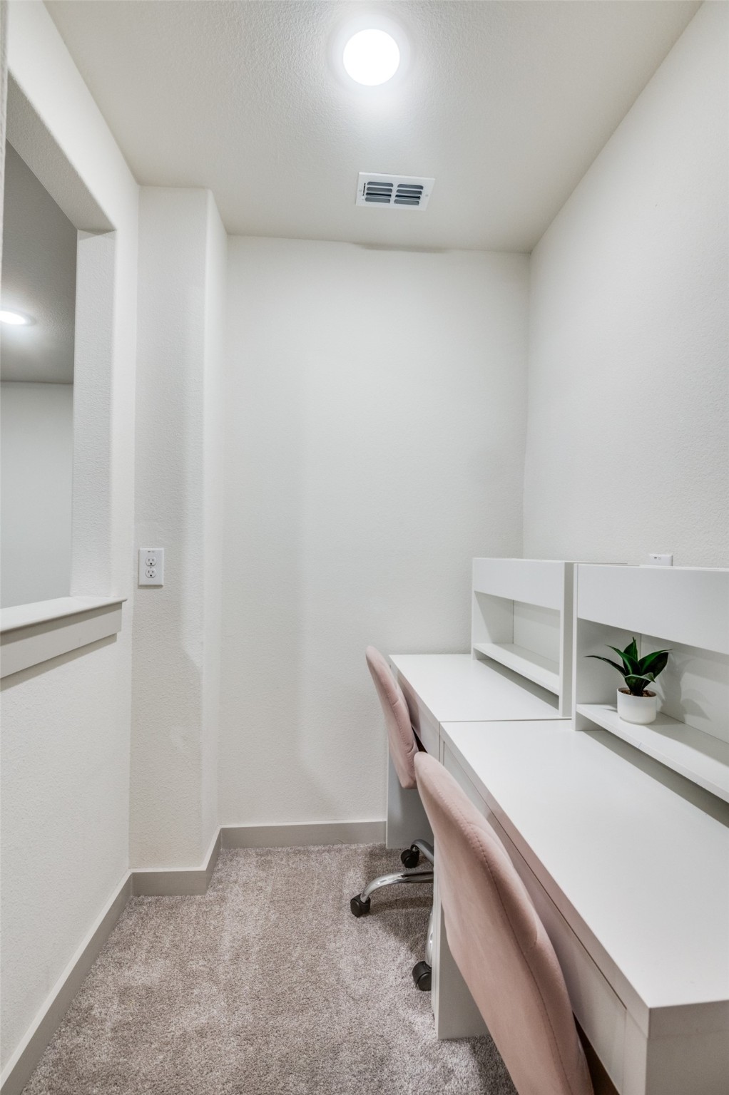 570 Cobblestone Lane