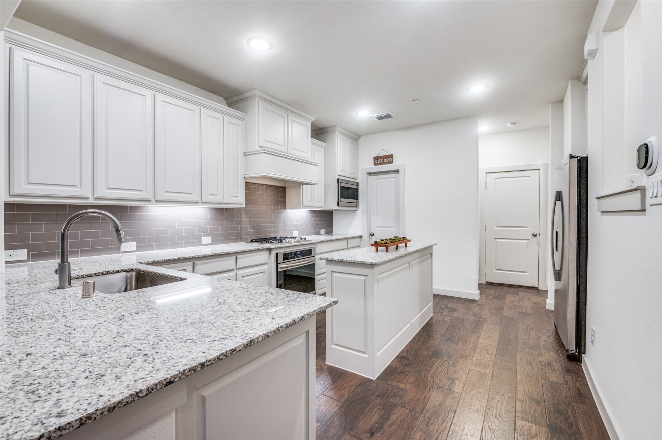 570 Cobblestone Lane