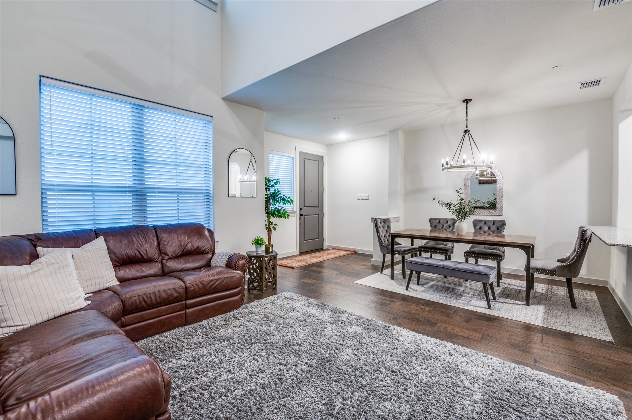 570 Cobblestone Lane