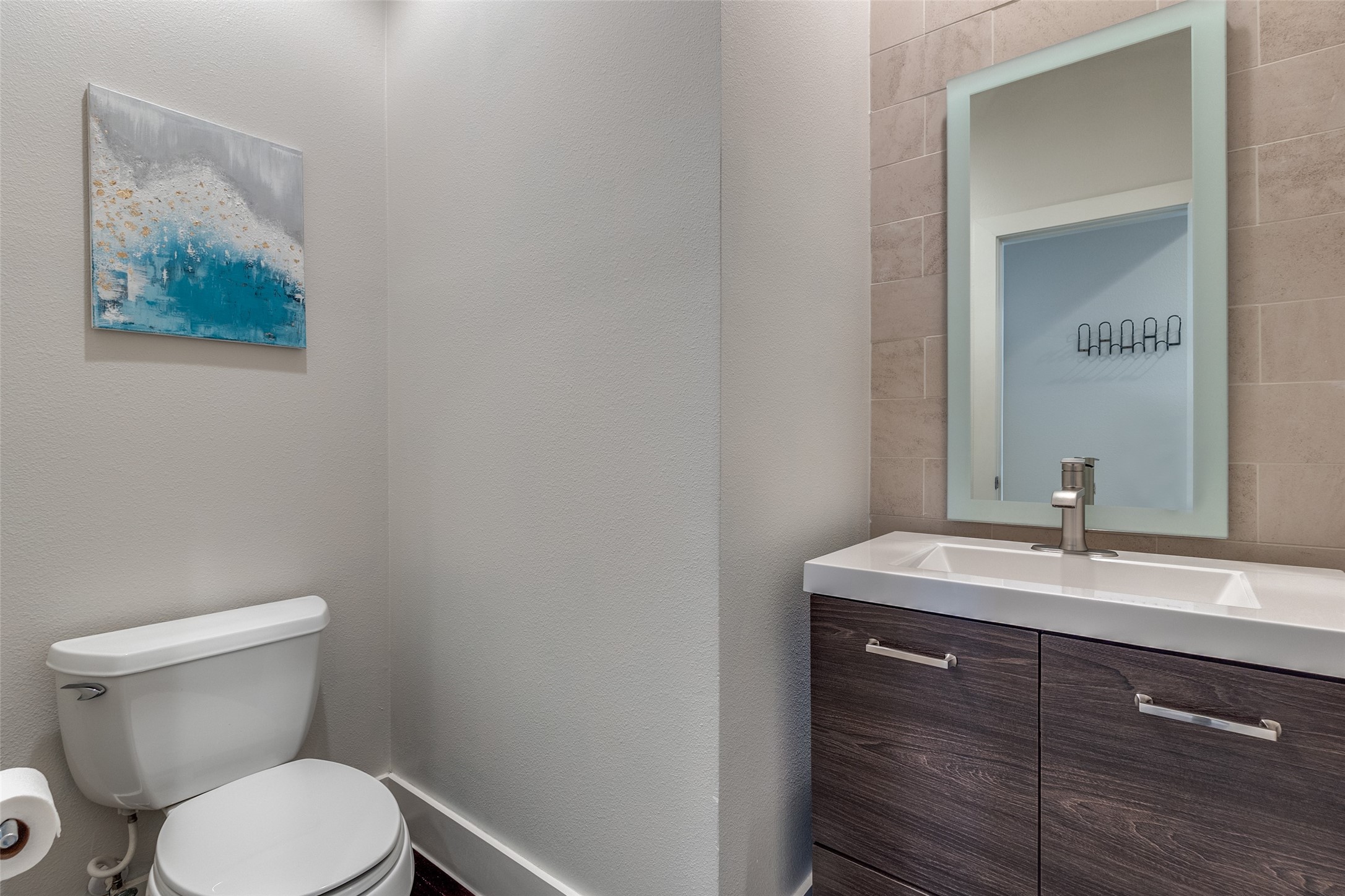 4140 Newton Avenue 17