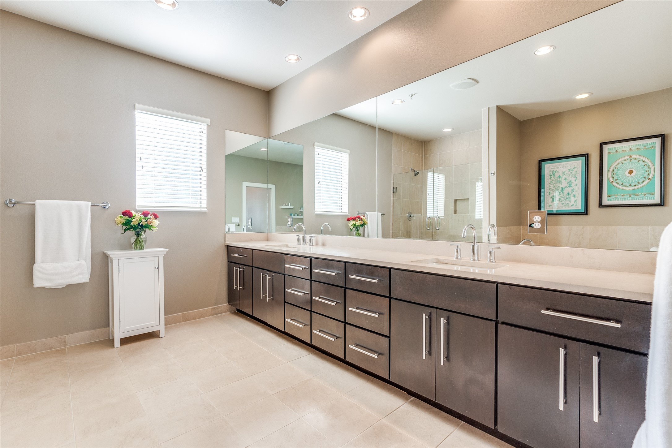 4140 Newton Avenue 17