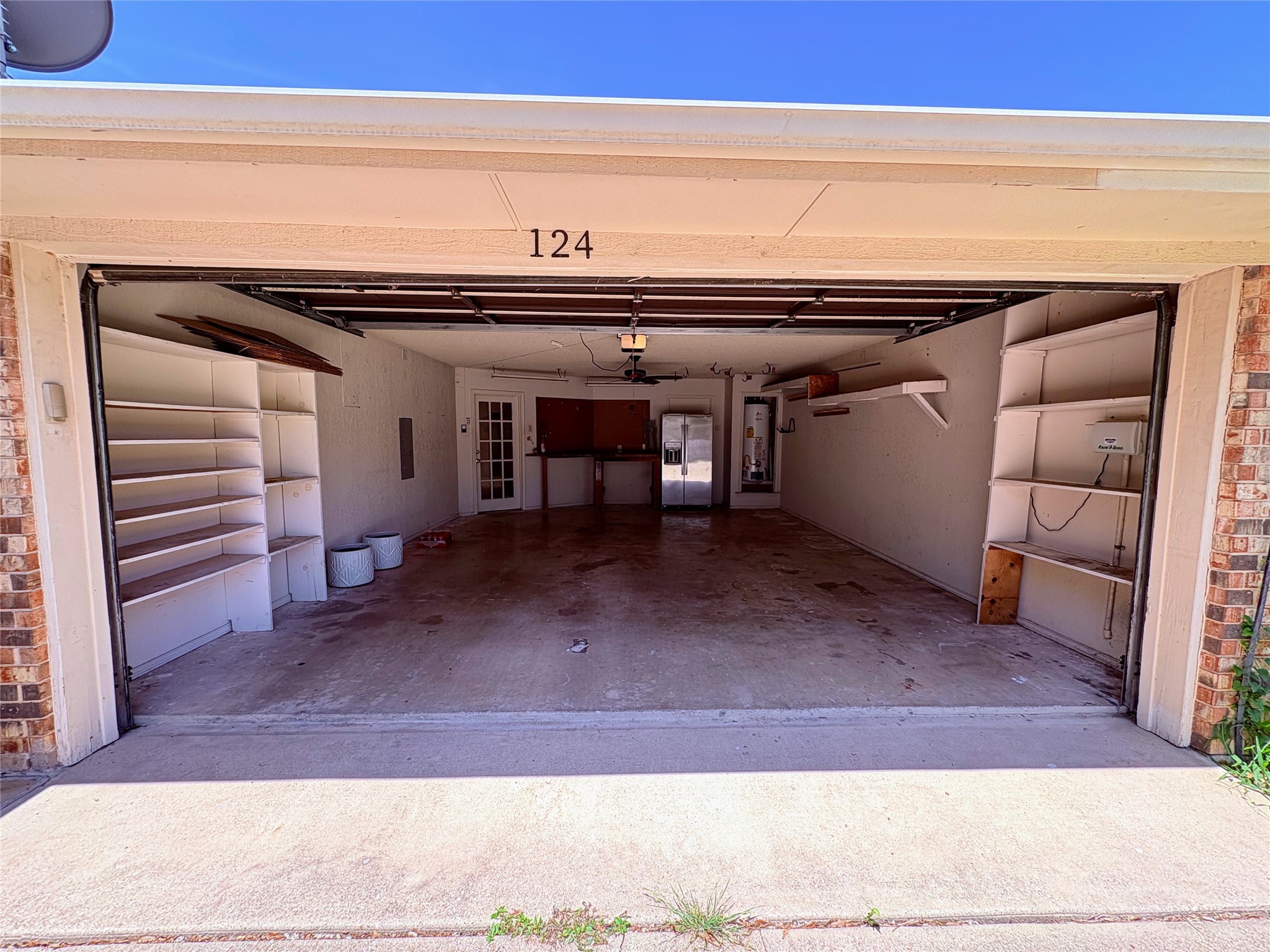 124 Meadowglen Circle