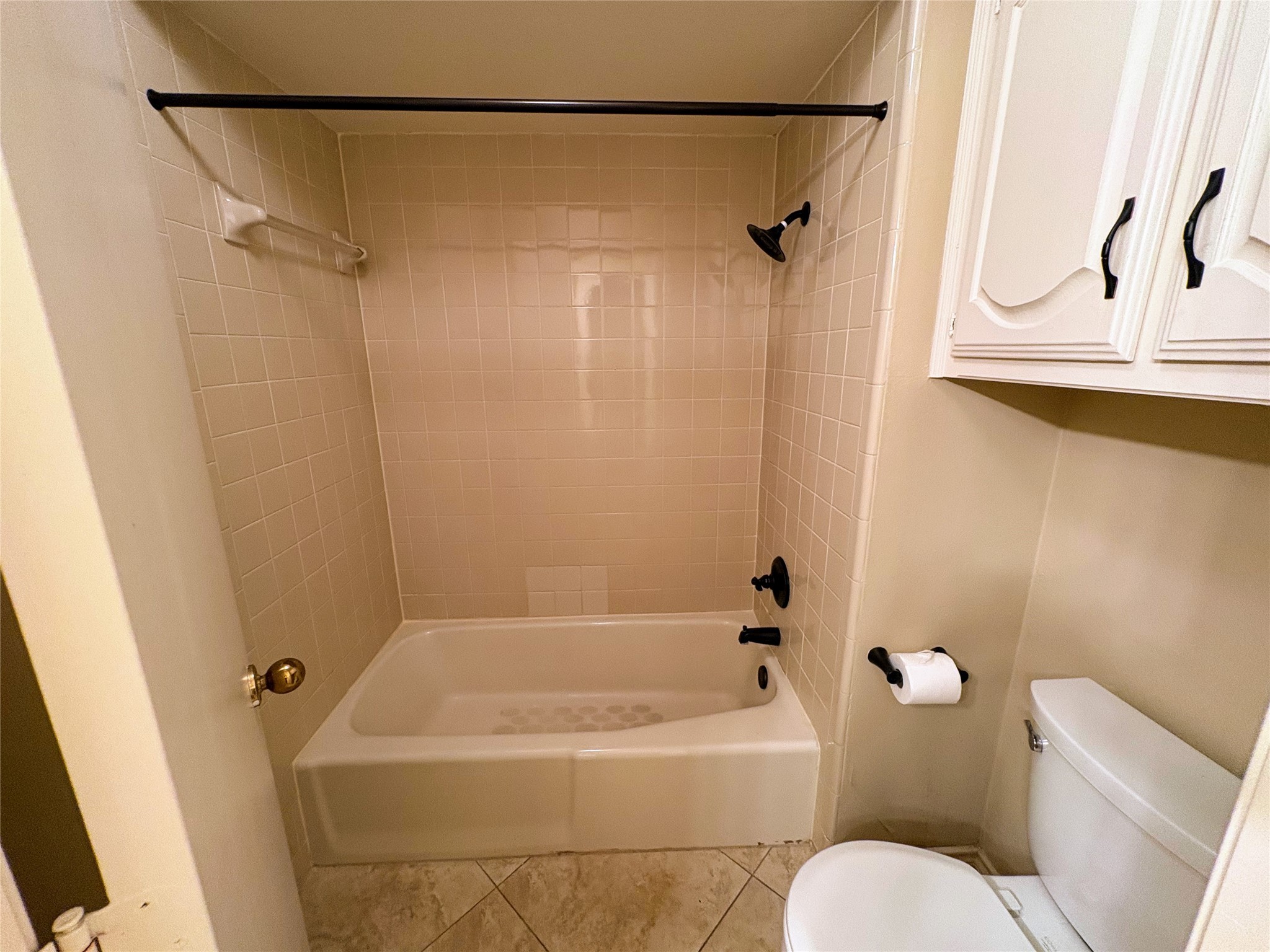 124 Meadowglen Circle