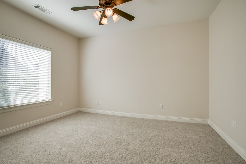 4502 Holland Avenue 206