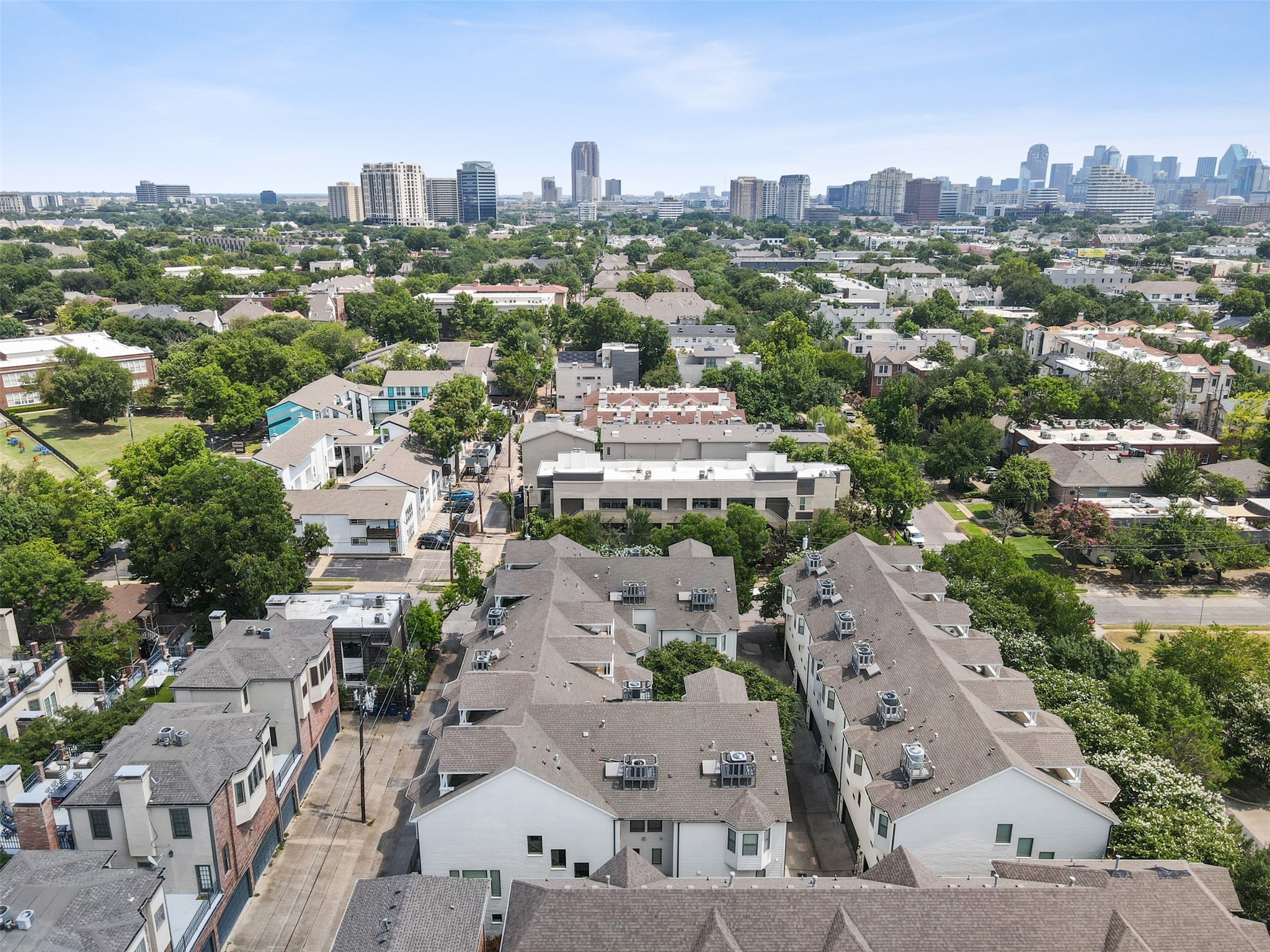 4502 Holland Avenue 206