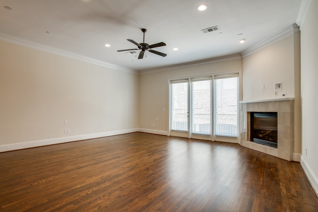 4502 Holland Avenue 206