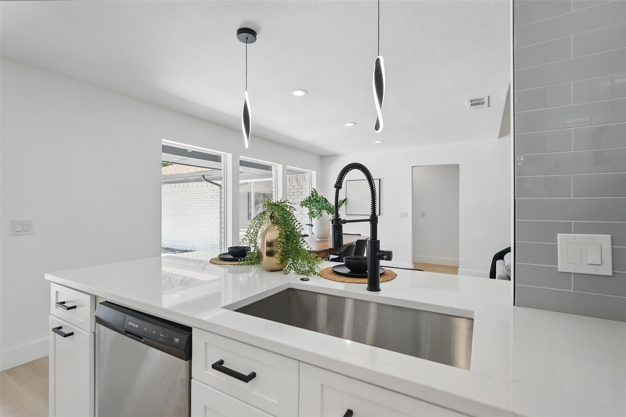 3205 Saint Ives Court