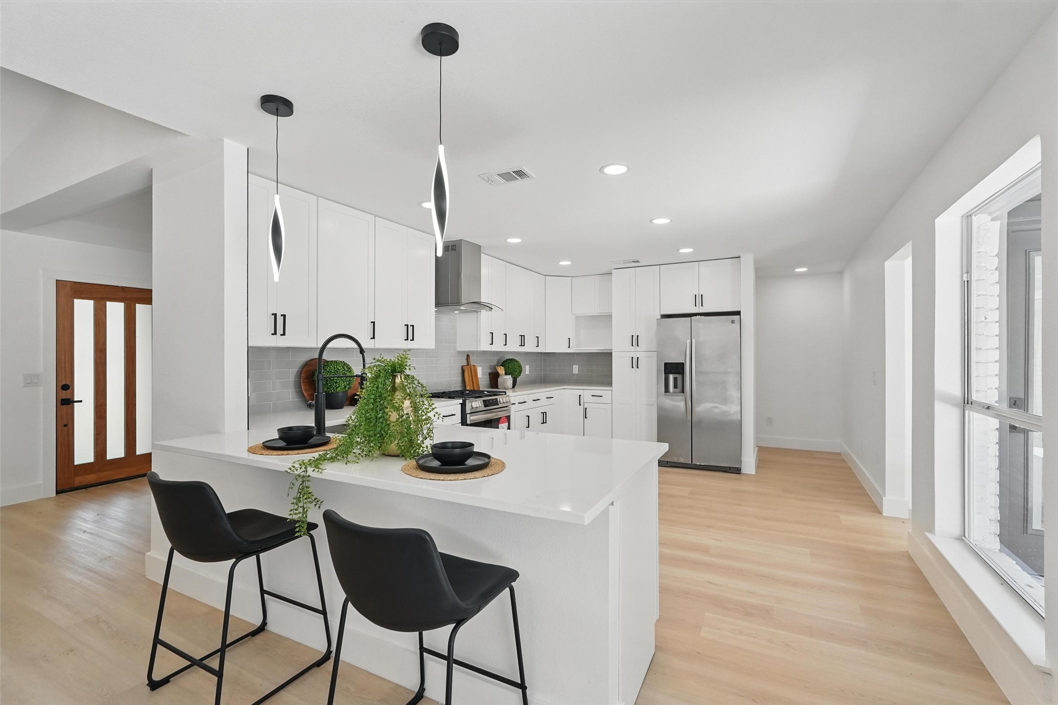 3205 Saint Ives Court