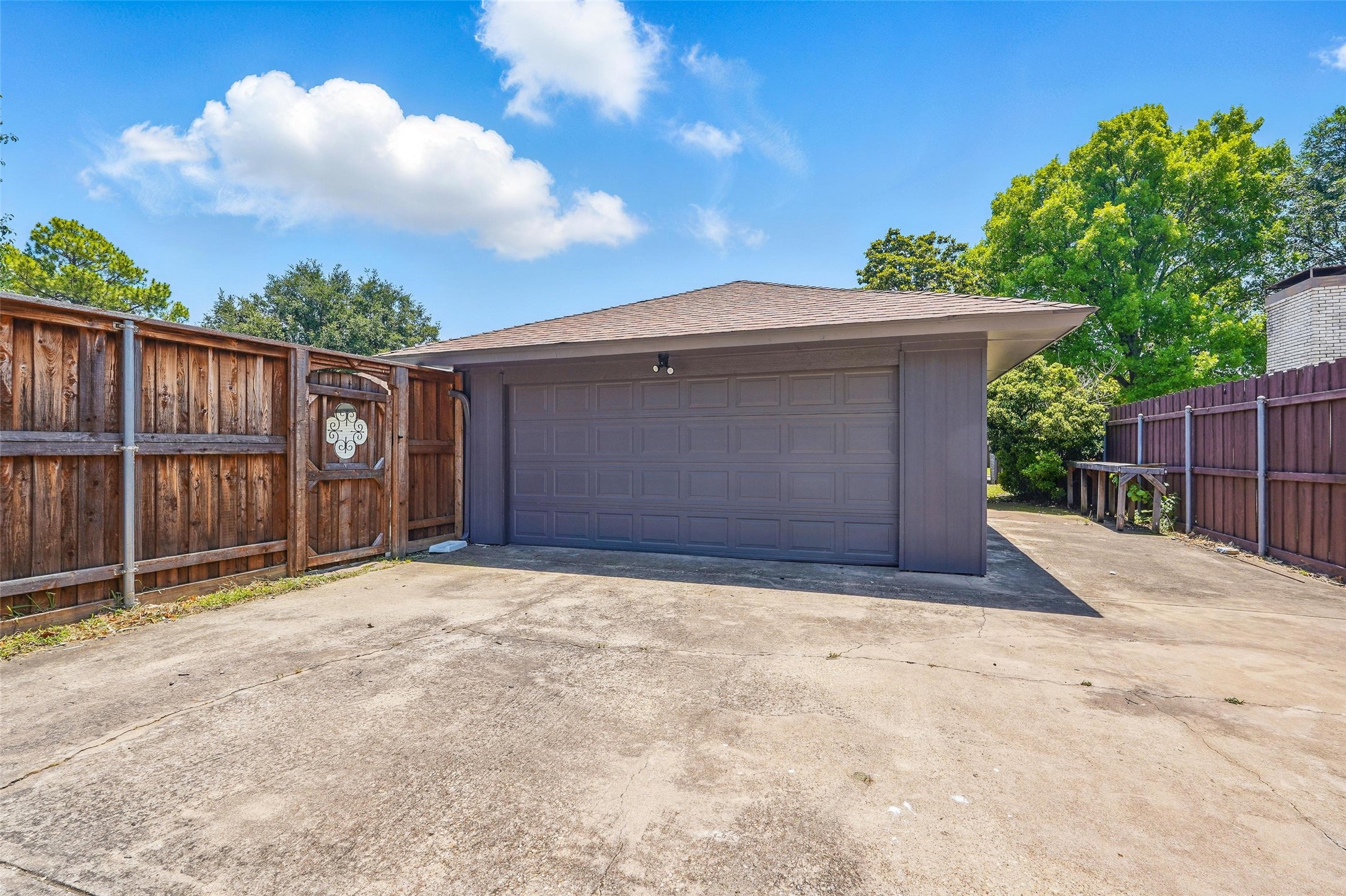 3205 Saint Ives Court