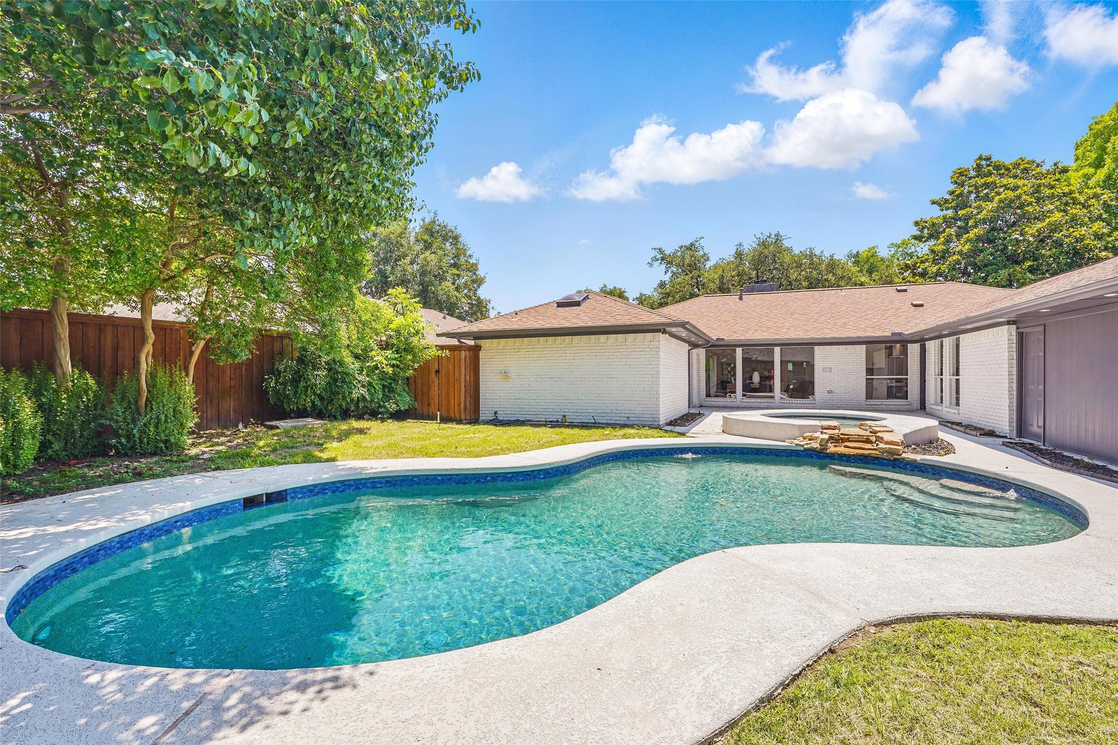 3205 Saint Ives Court