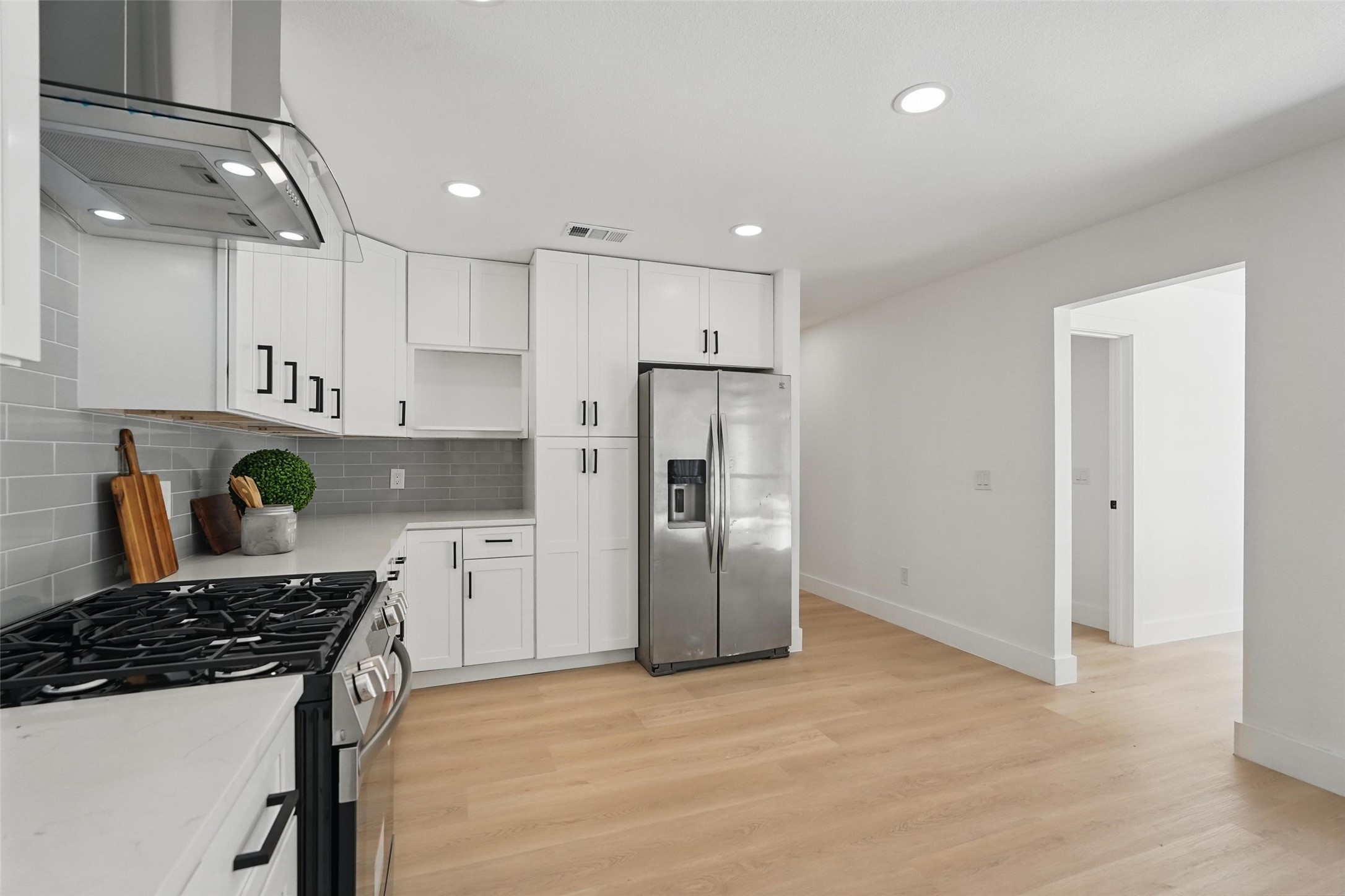 3205 Saint Ives Court