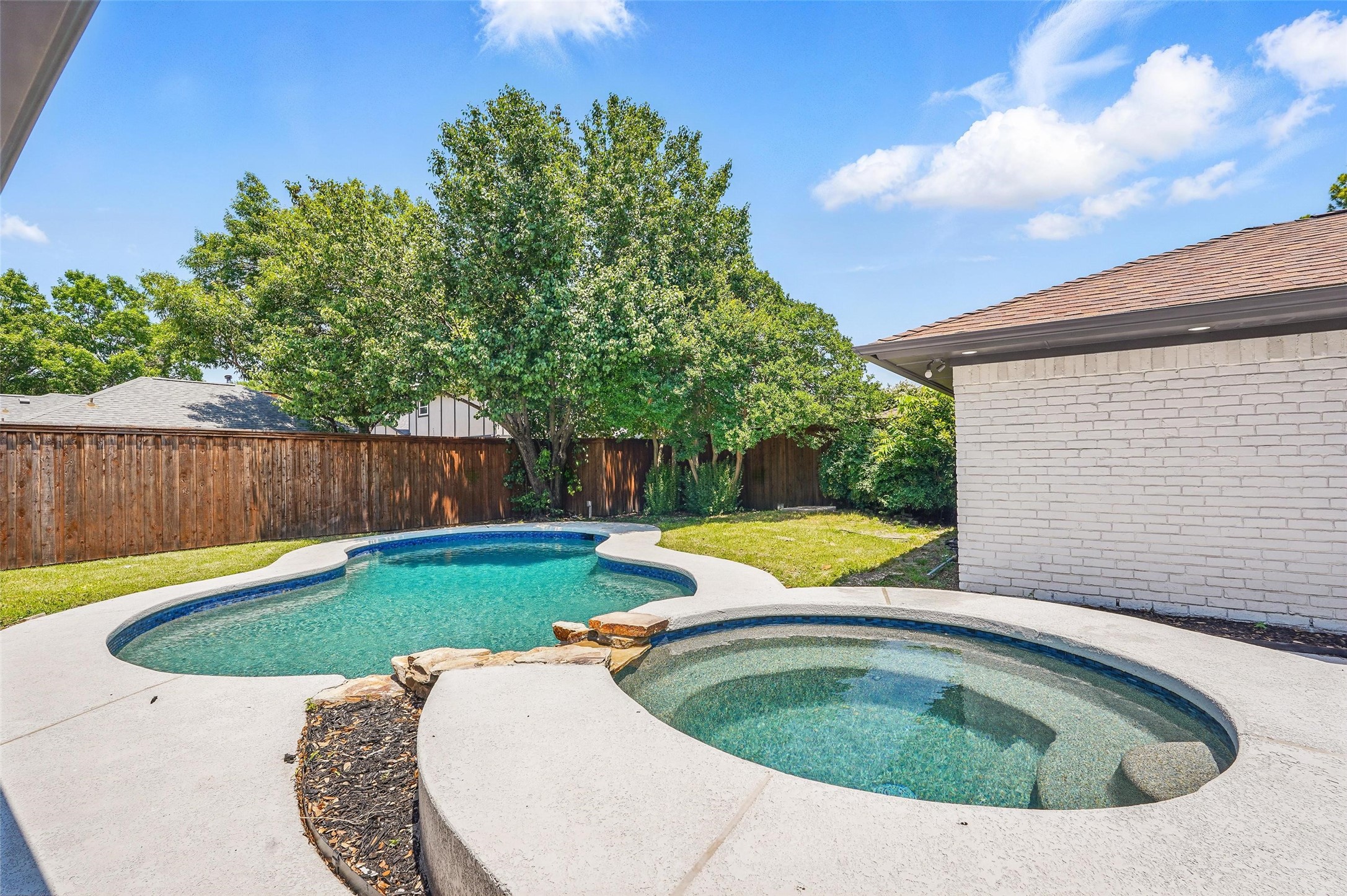 3205 Saint Ives Court