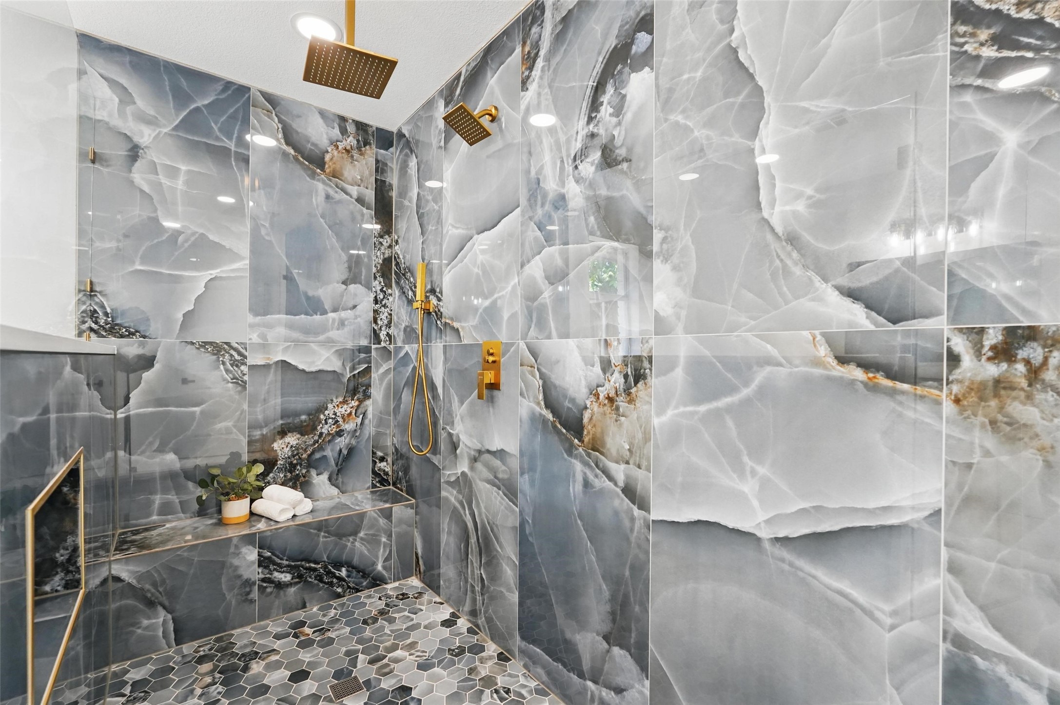 3205 Saint Ives Court