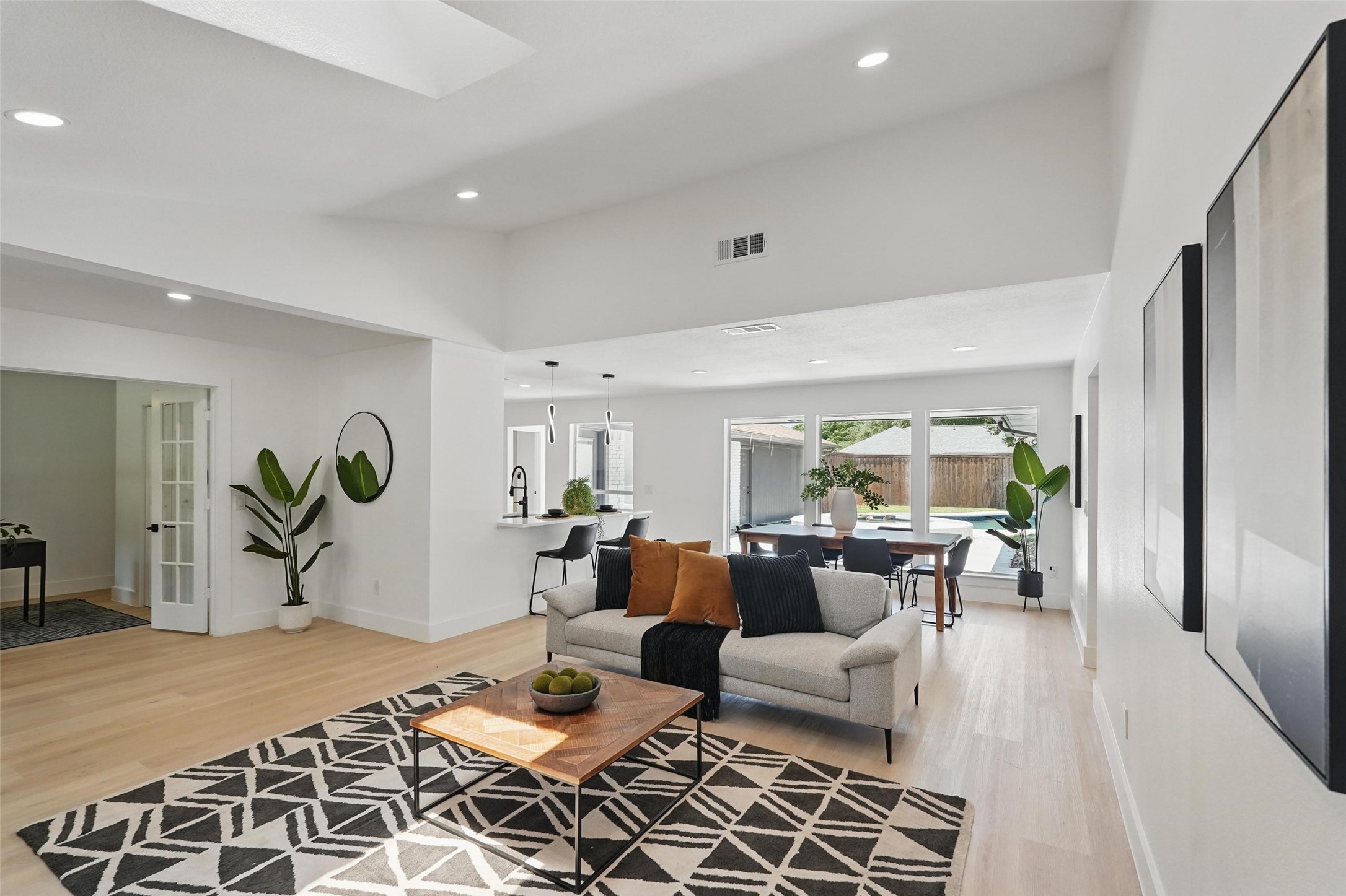 3205 Saint Ives Court