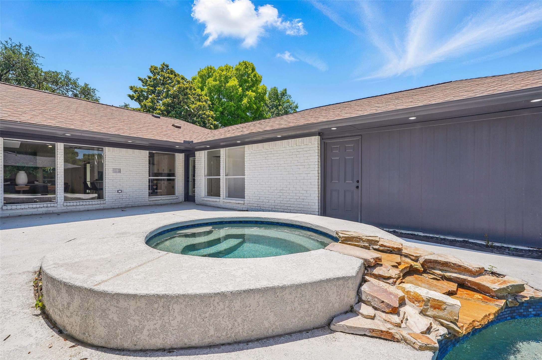 3205 Saint Ives Court