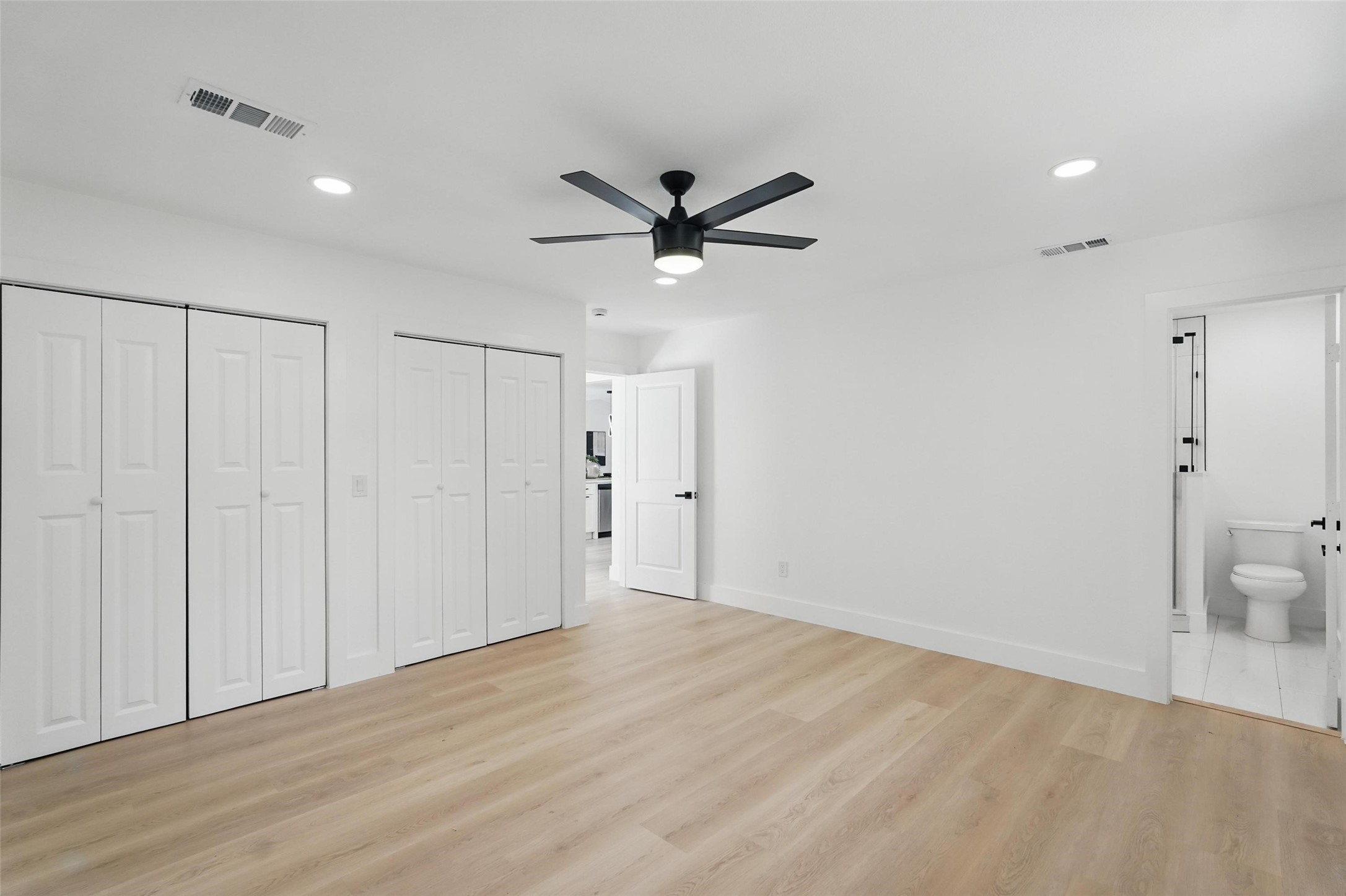 3205 Saint Ives Court