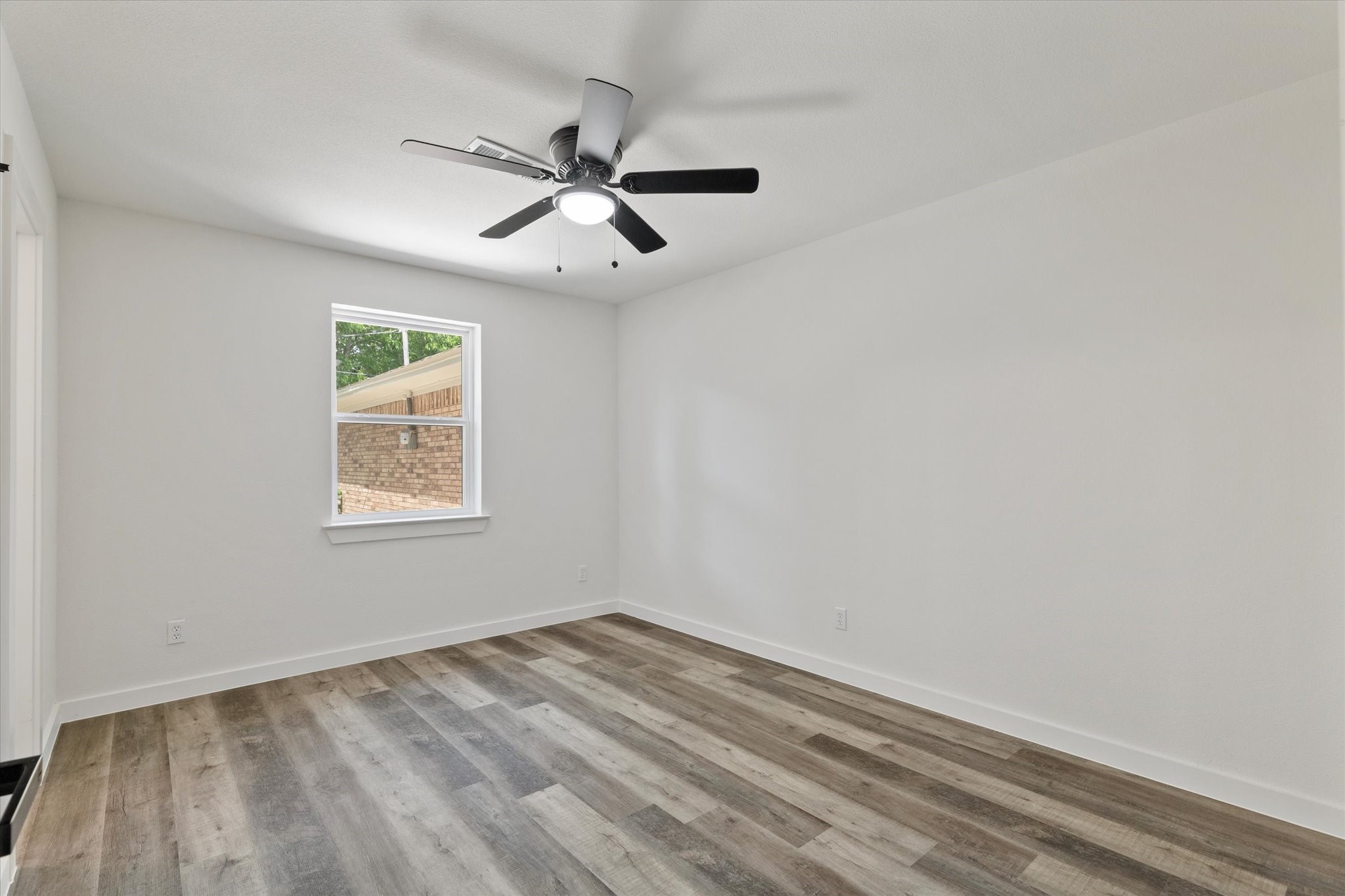 5835 Sunnywood Drive