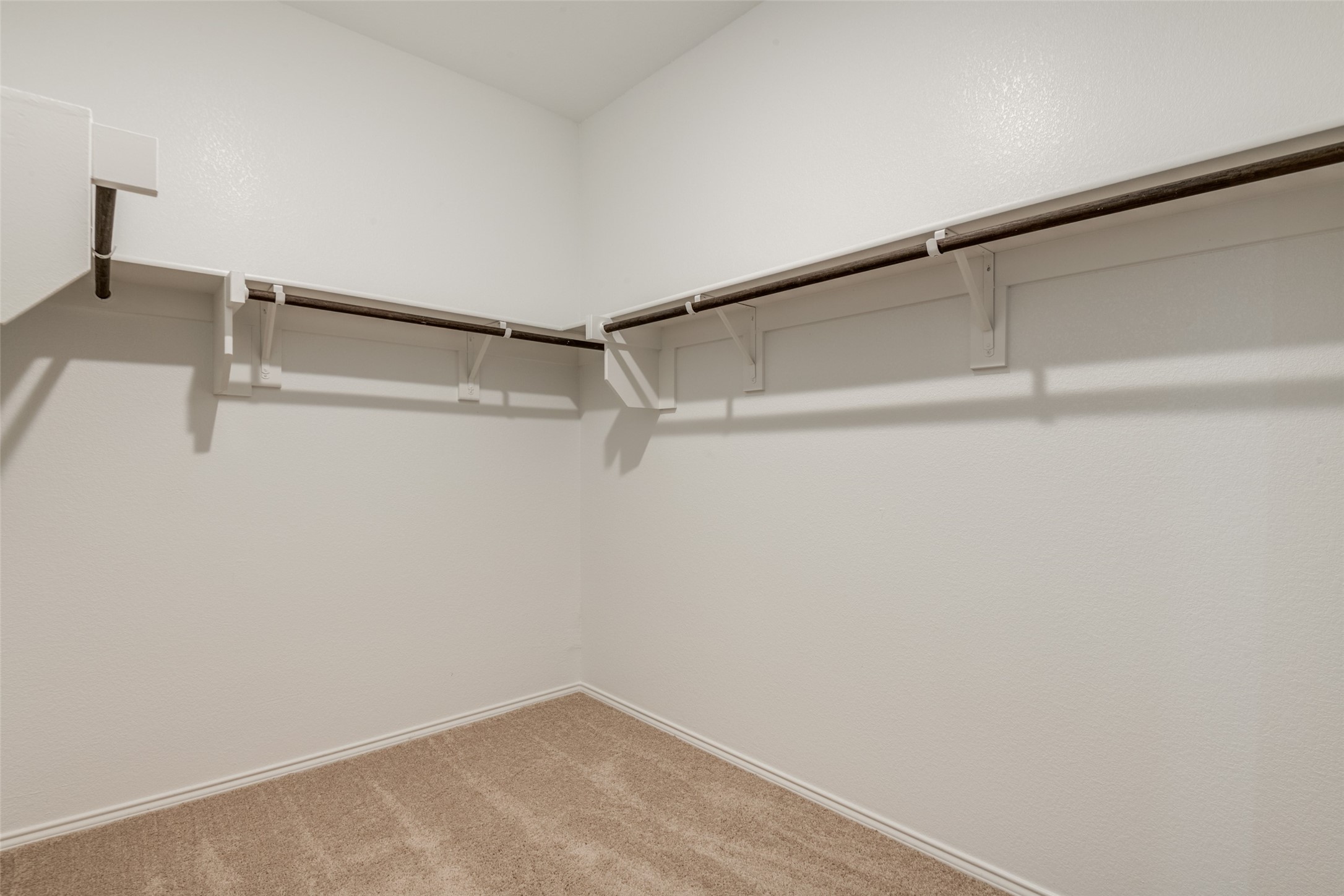 3211 Apple Creek Avenue