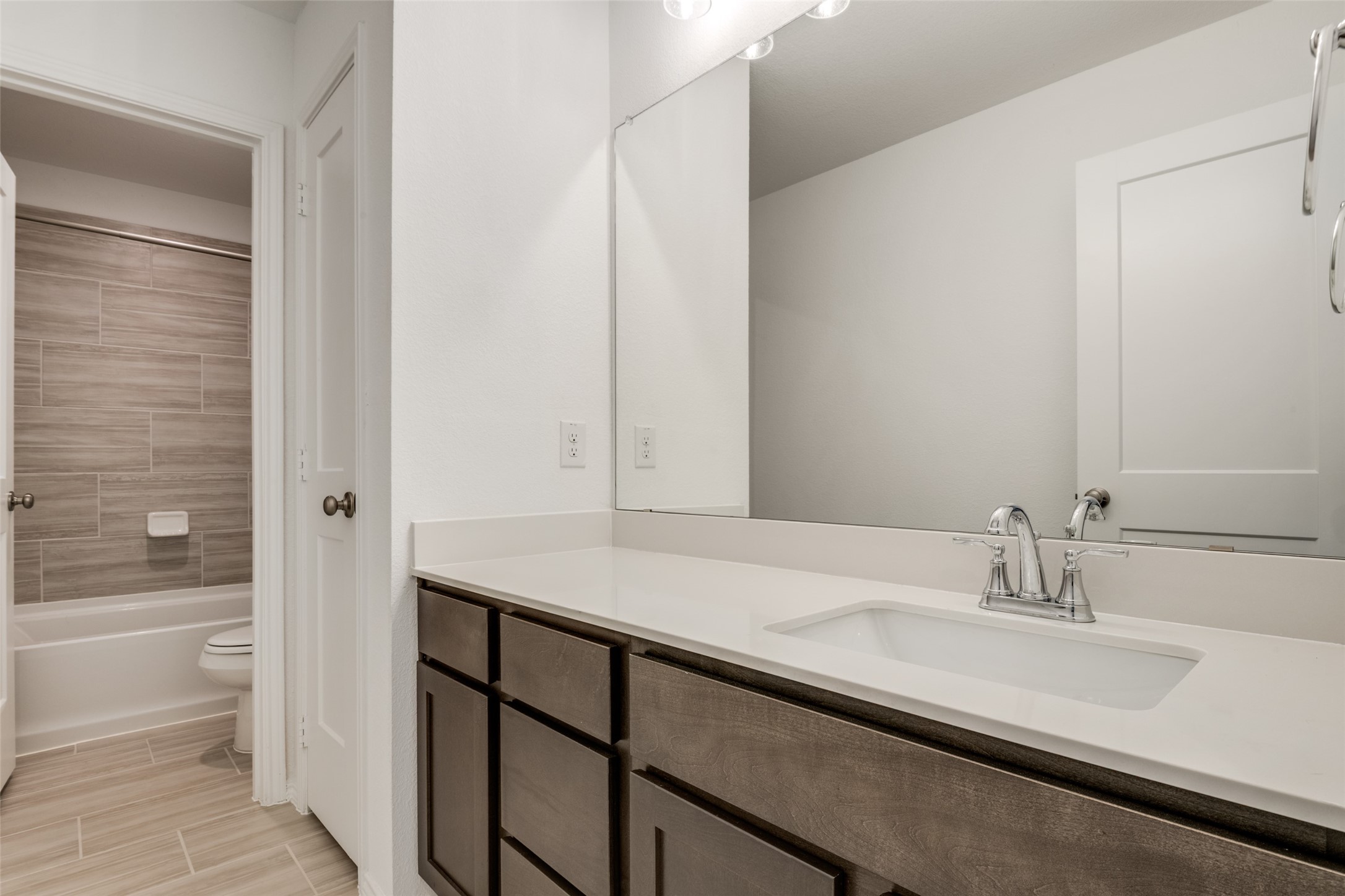 3211 Apple Creek Avenue