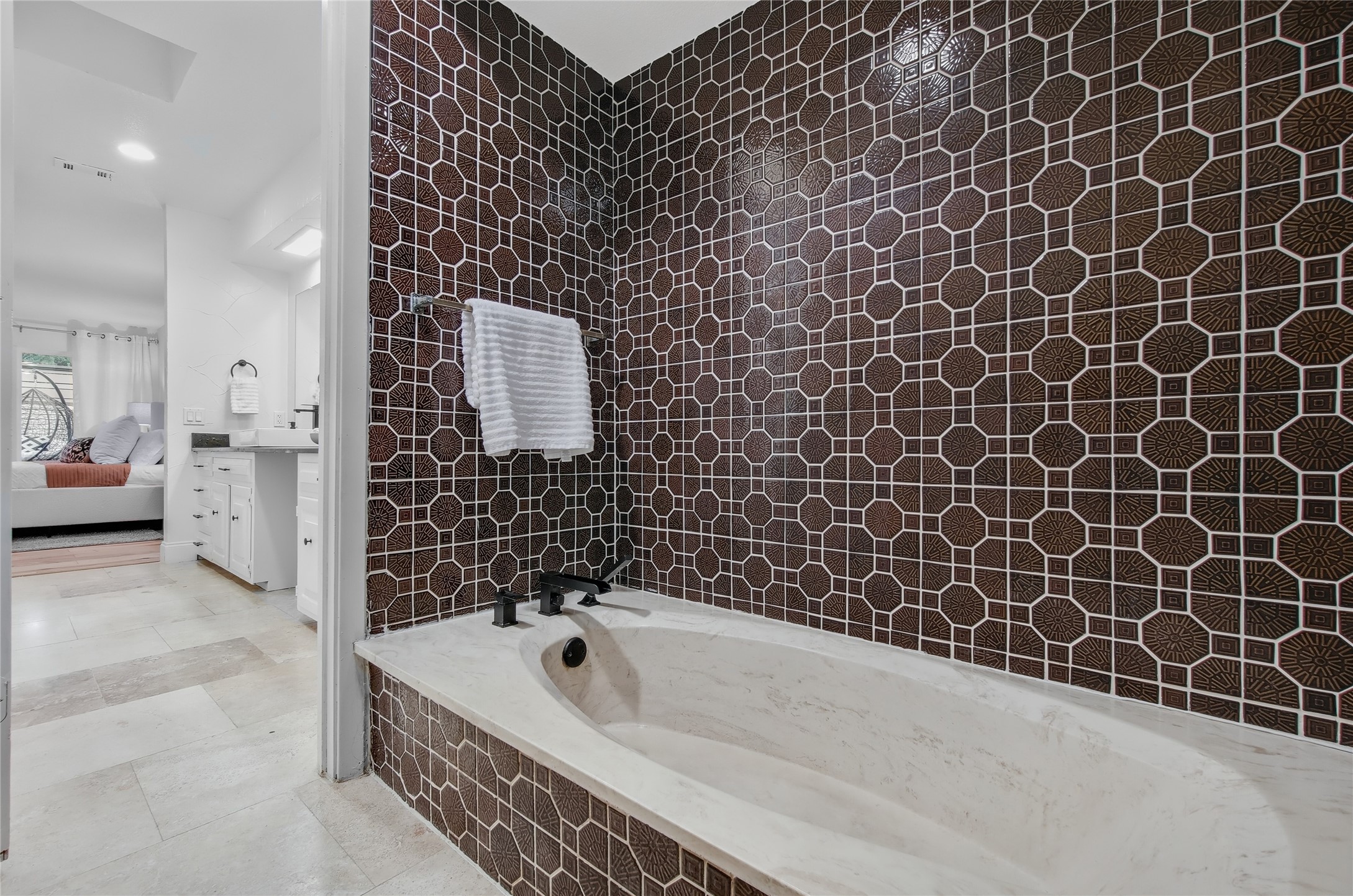 524 S Durango Circle