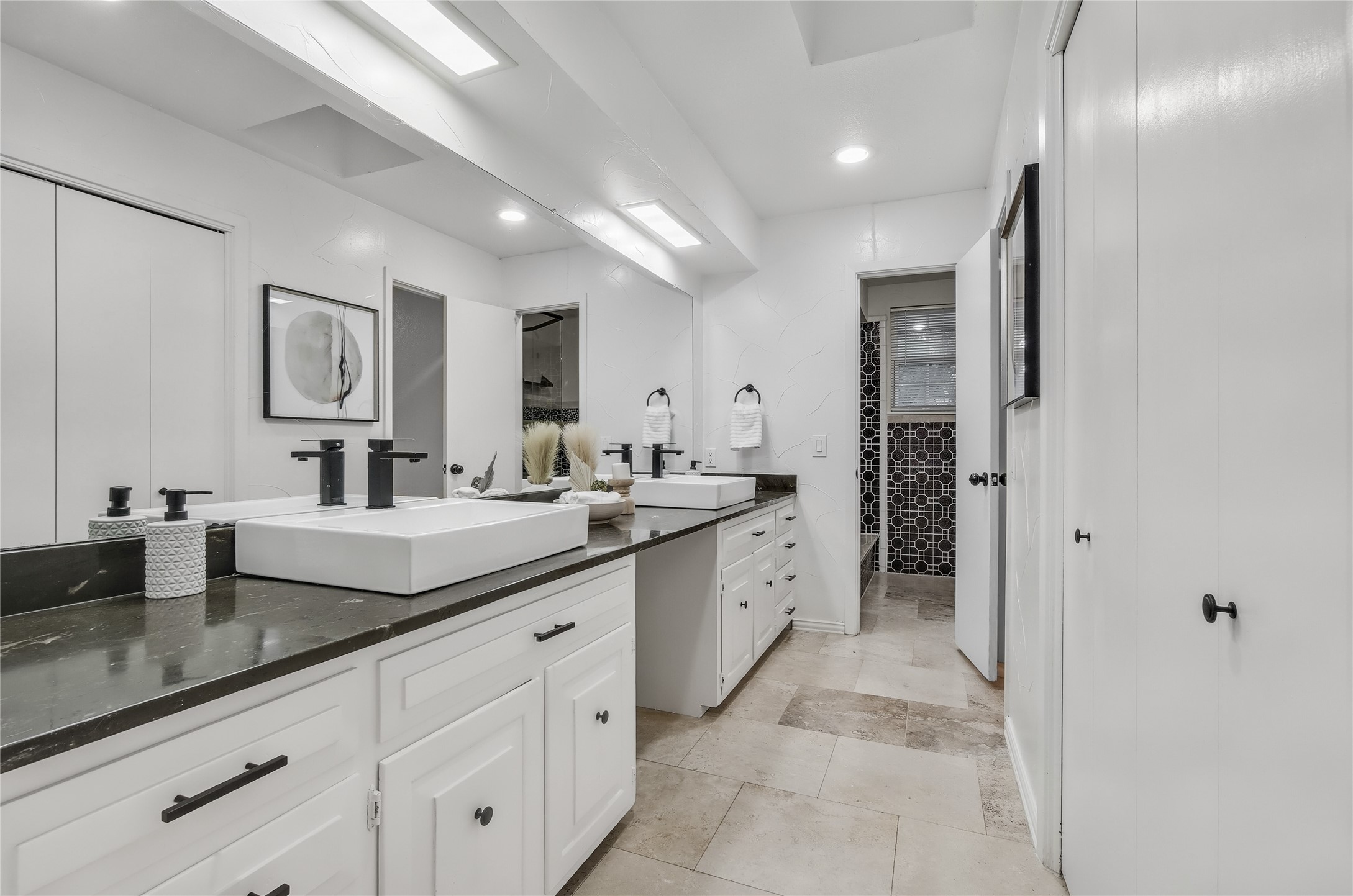 524 S Durango Circle