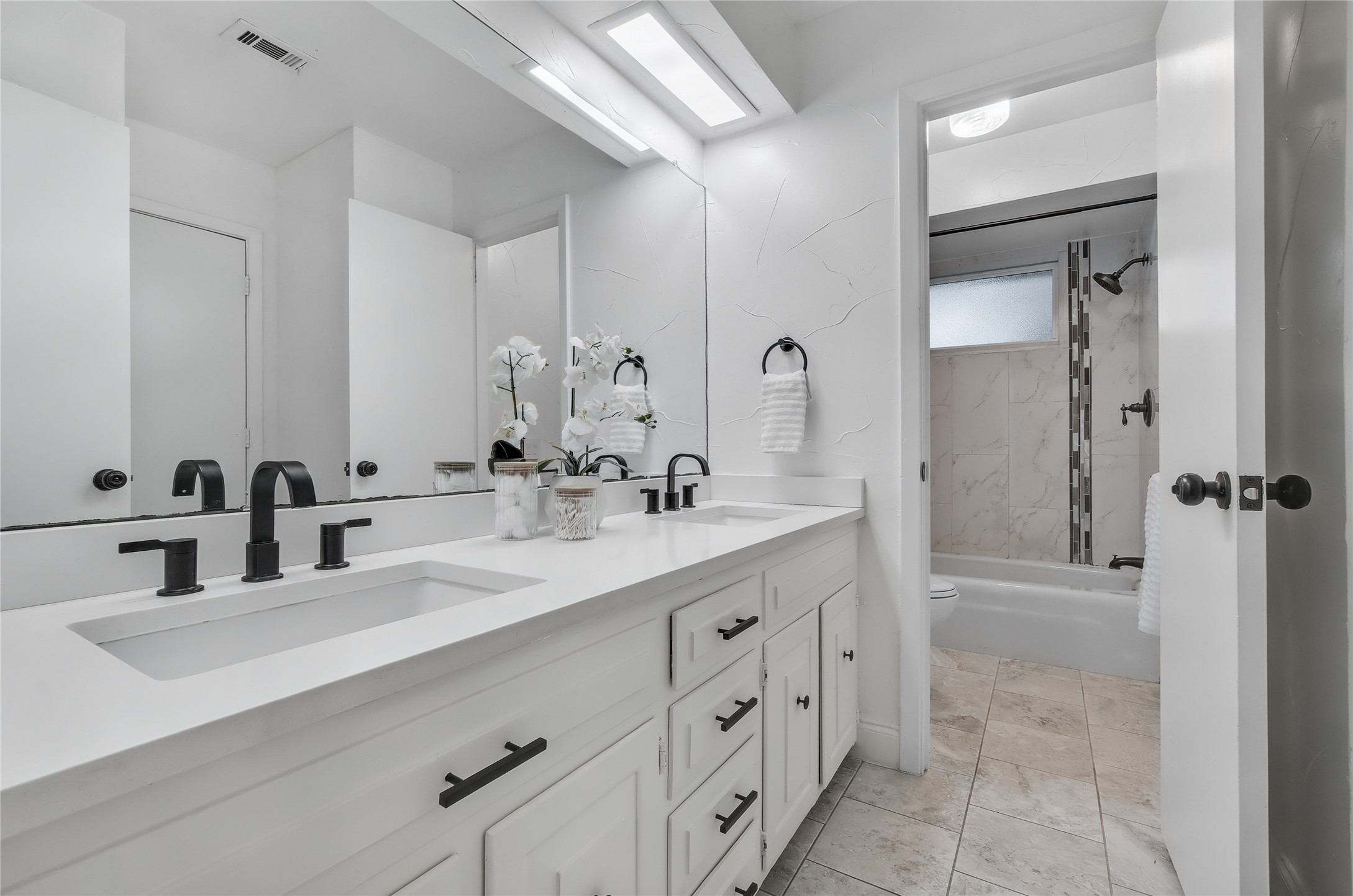 524 S Durango Circle