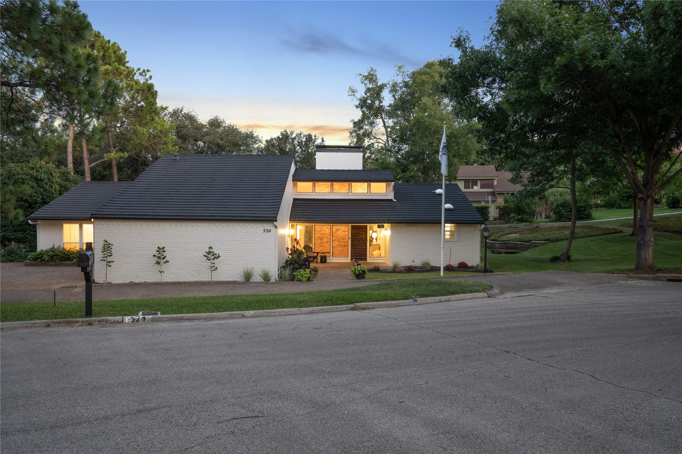 524 S Durango Circle