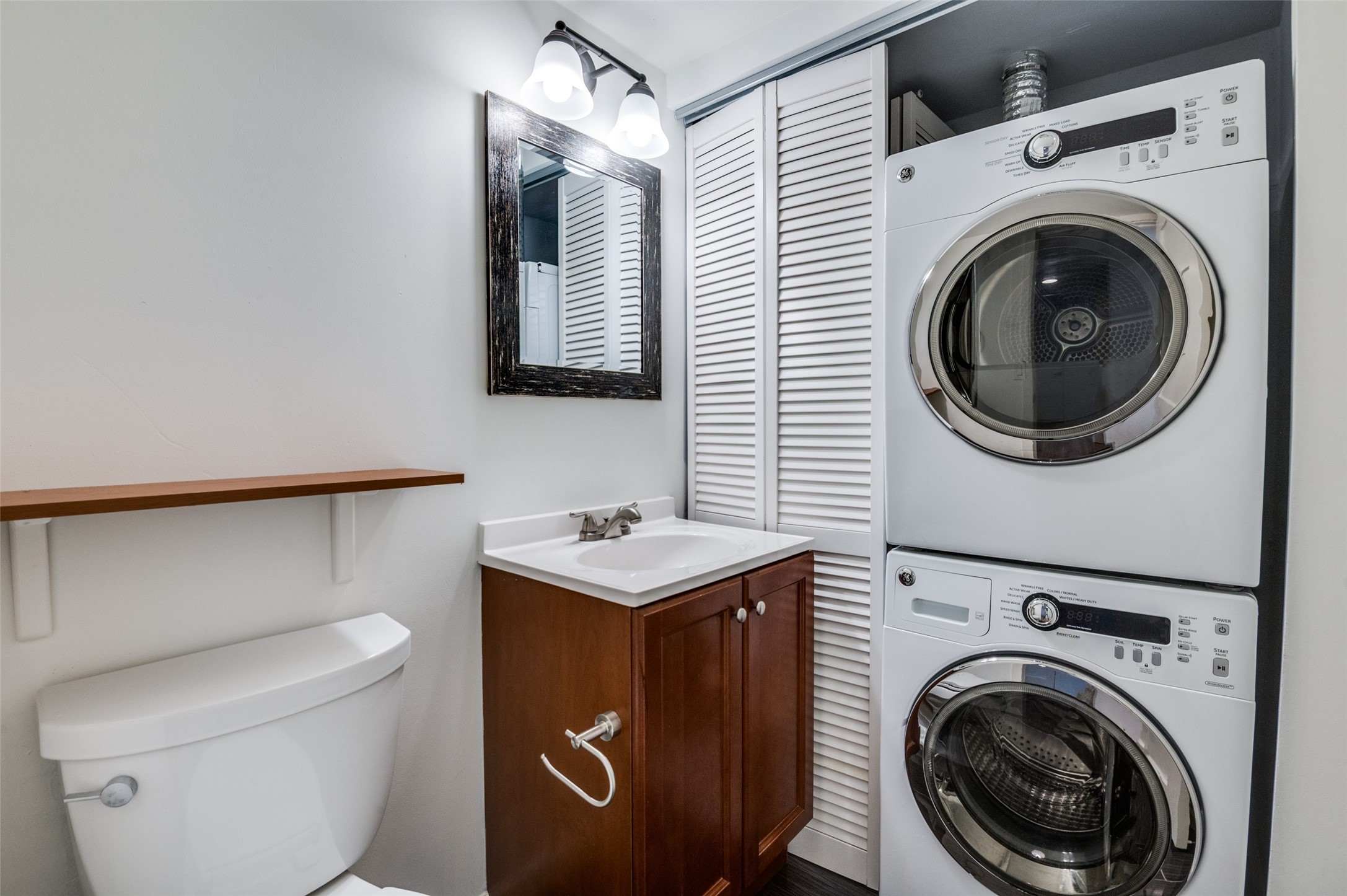 3919 Holland Avenue 203