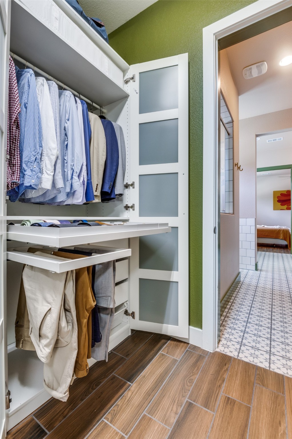 8709 Homestead Boulevard