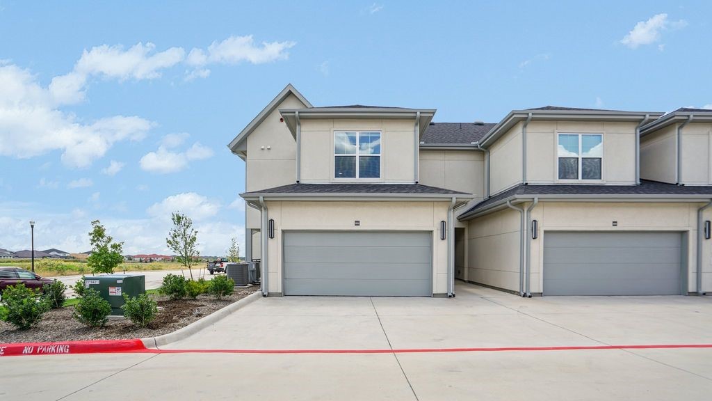 11233 American Elm Way 16101