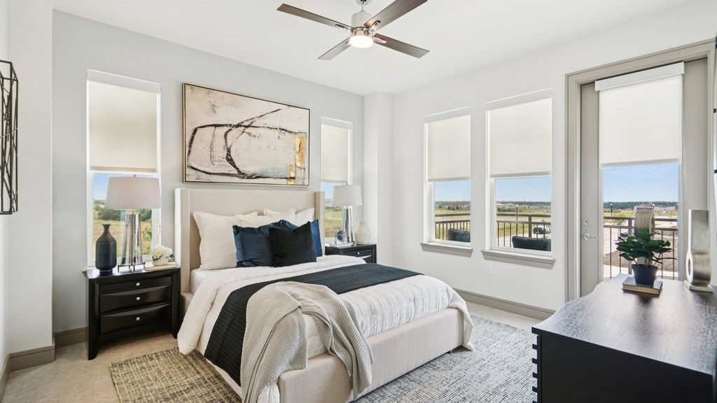 11233 American Elm Way 16101