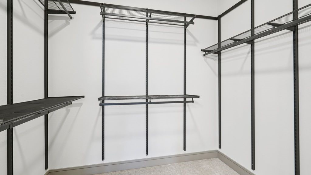 11233 American Elm Way 16101