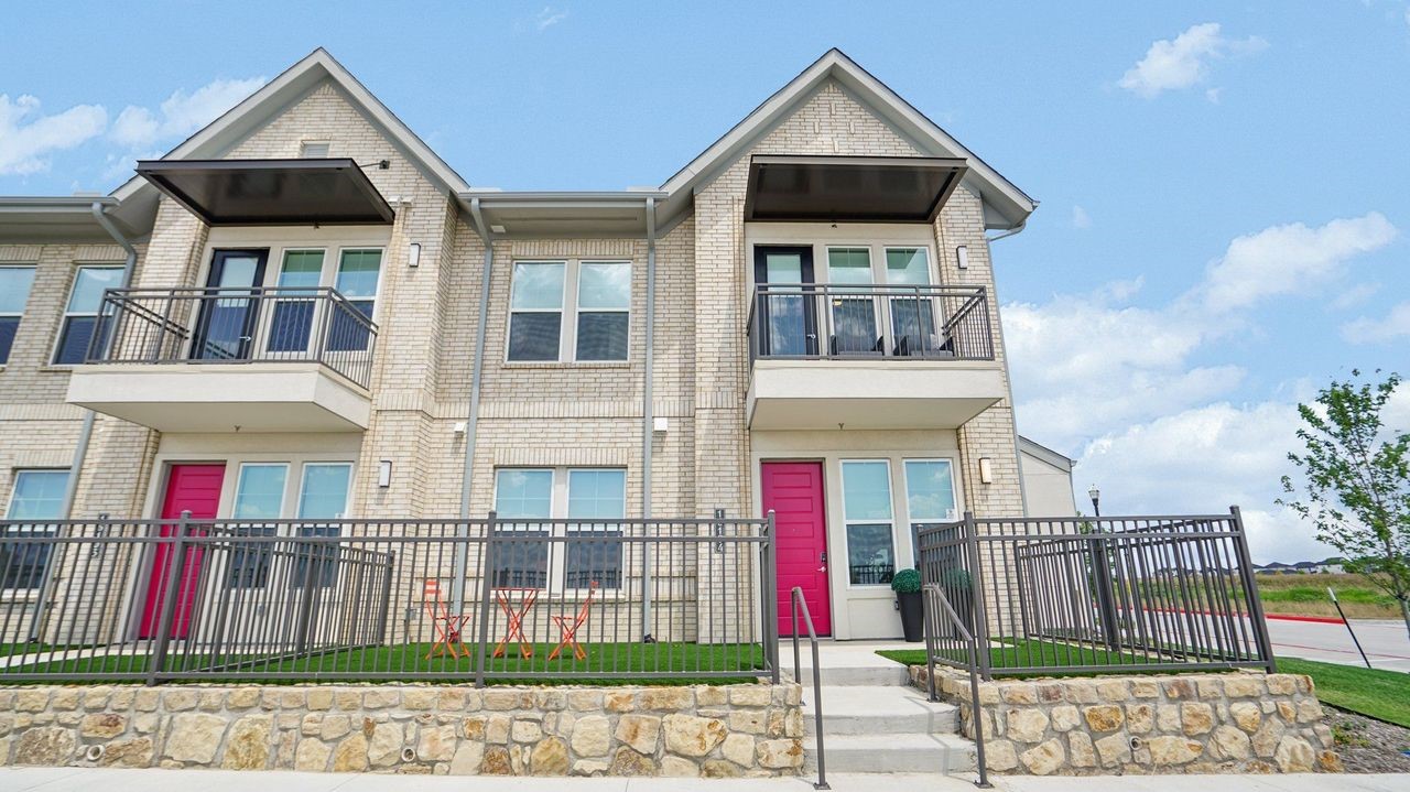 11233 American Elm Way 16101