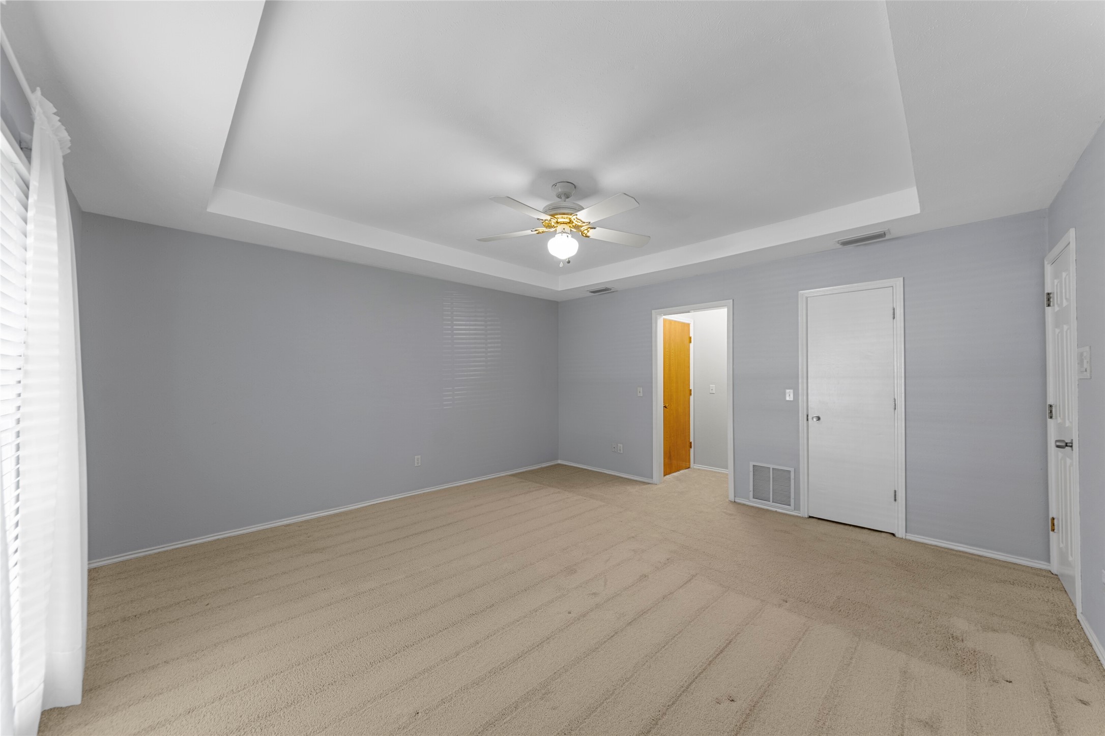 1708 Knob Hill Drive