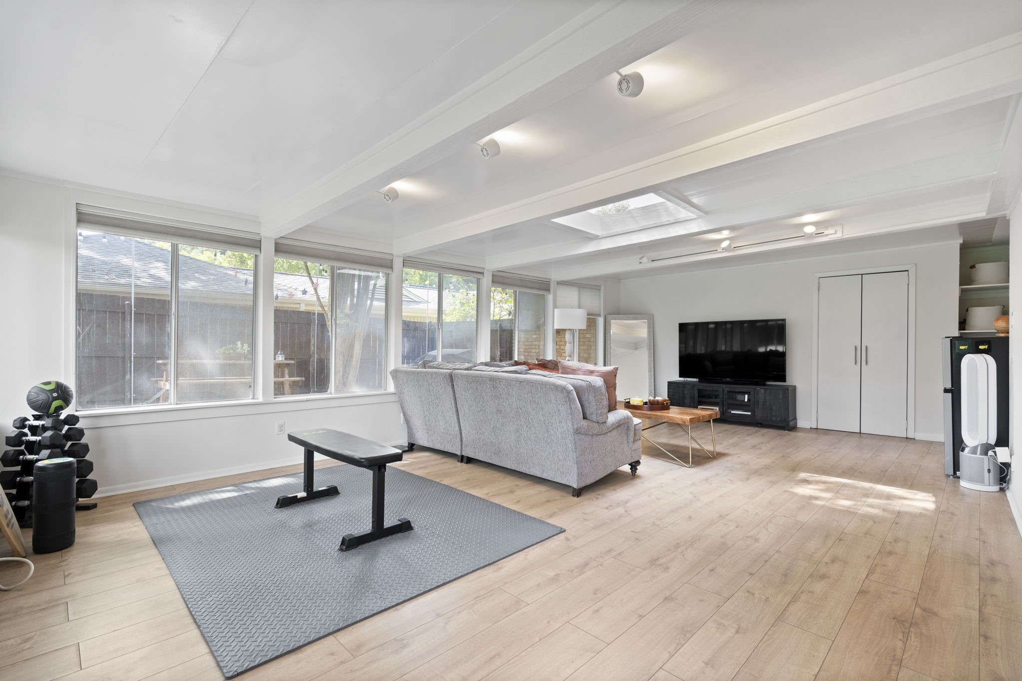 10174 Creekmere Circle