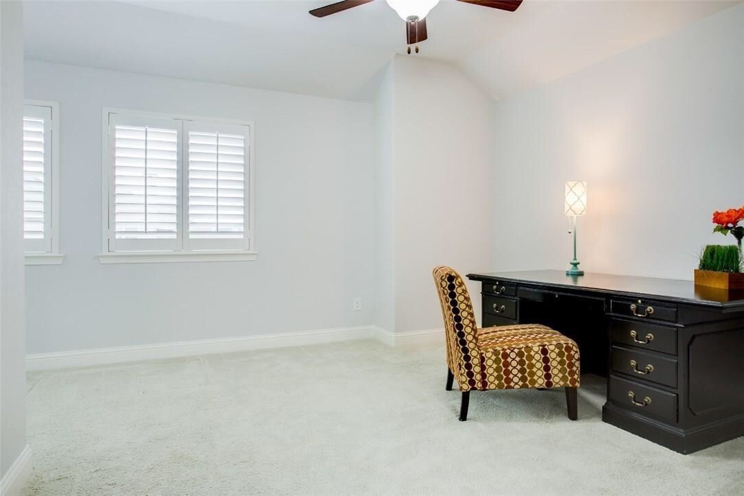 2221 Longwood Drive